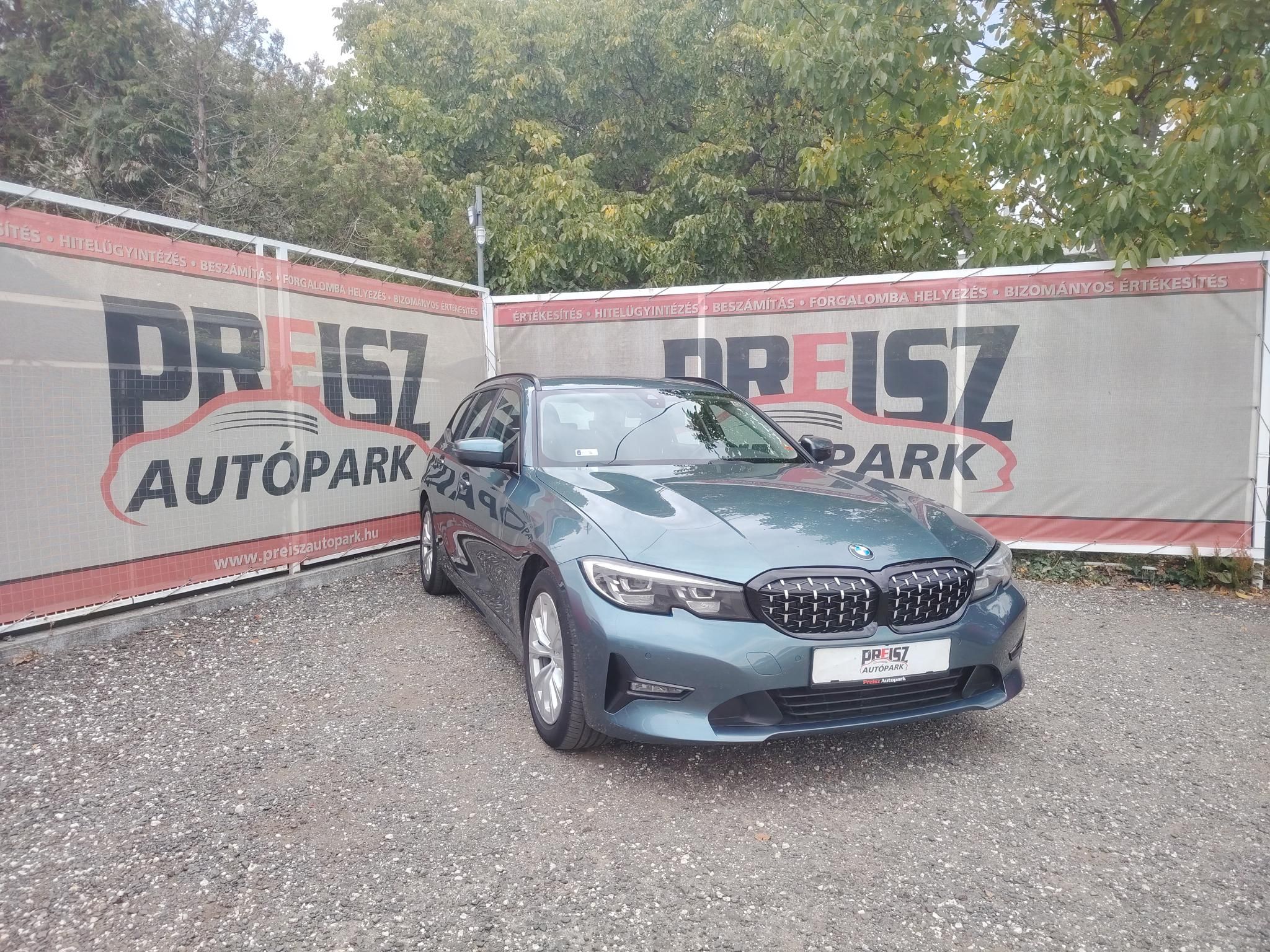 BMW 320d xDrive (Automata) Tempomat Kulcsnélkülii indítás Első-hátsó parkolóradar Tolatókamera