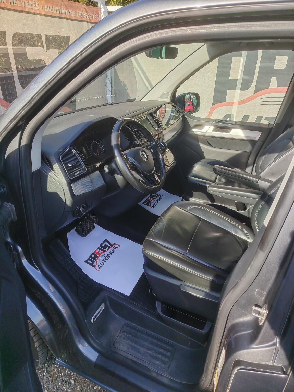 VOLKSWAGEN TRANSPORTER T6 Caravelle 2.0 TDI SCR BMT Highline DSG HT EURO 6.2 Áfás Bőr belső Tempomat Fűtött ülés