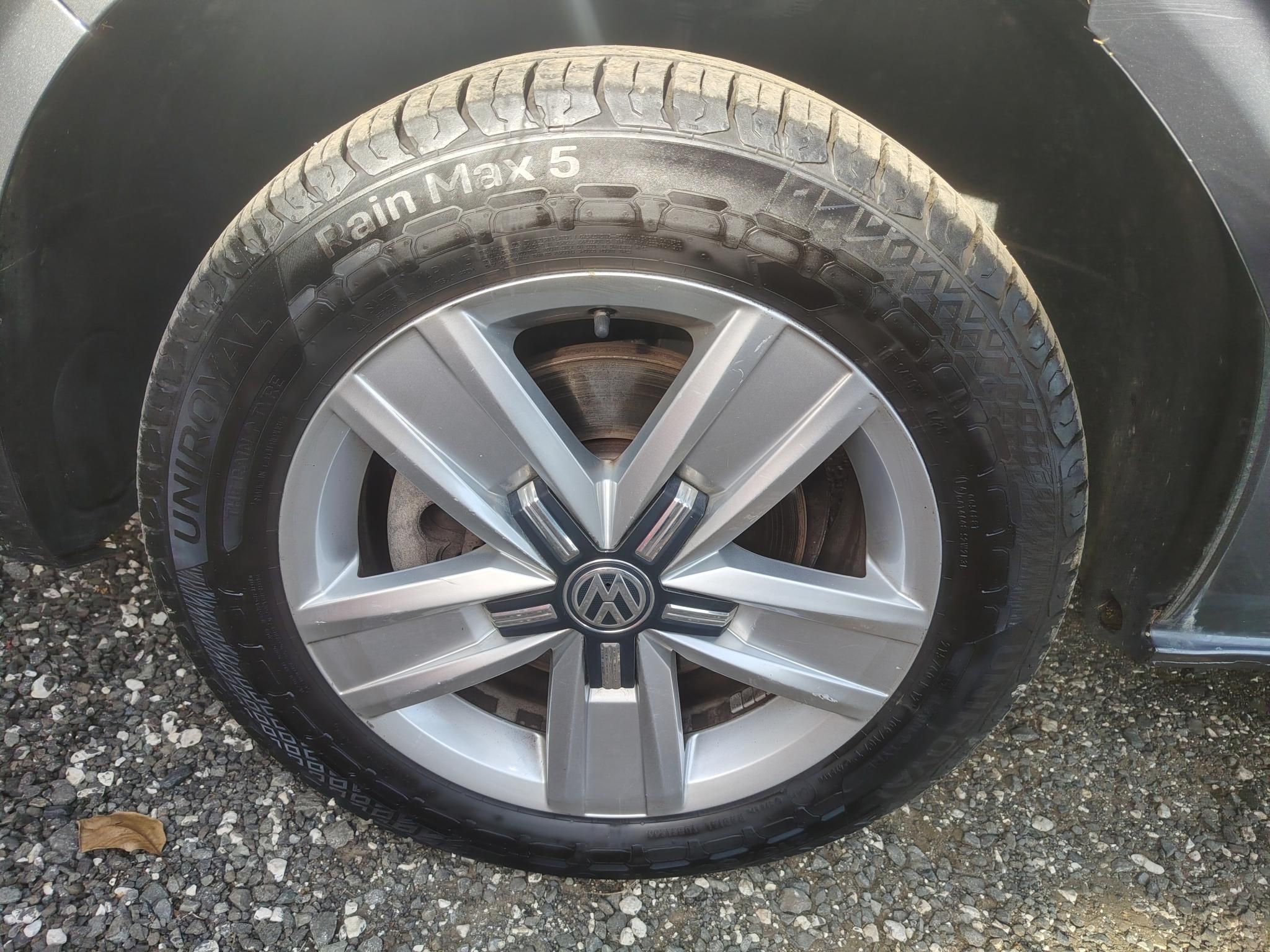 VOLKSWAGEN TRANSPORTER T6 Caravelle 2.0 TDI SCR BMT Highline DSG HT EURO 6.2 Áfás Bőr belső Tempomat Fűtött ülés