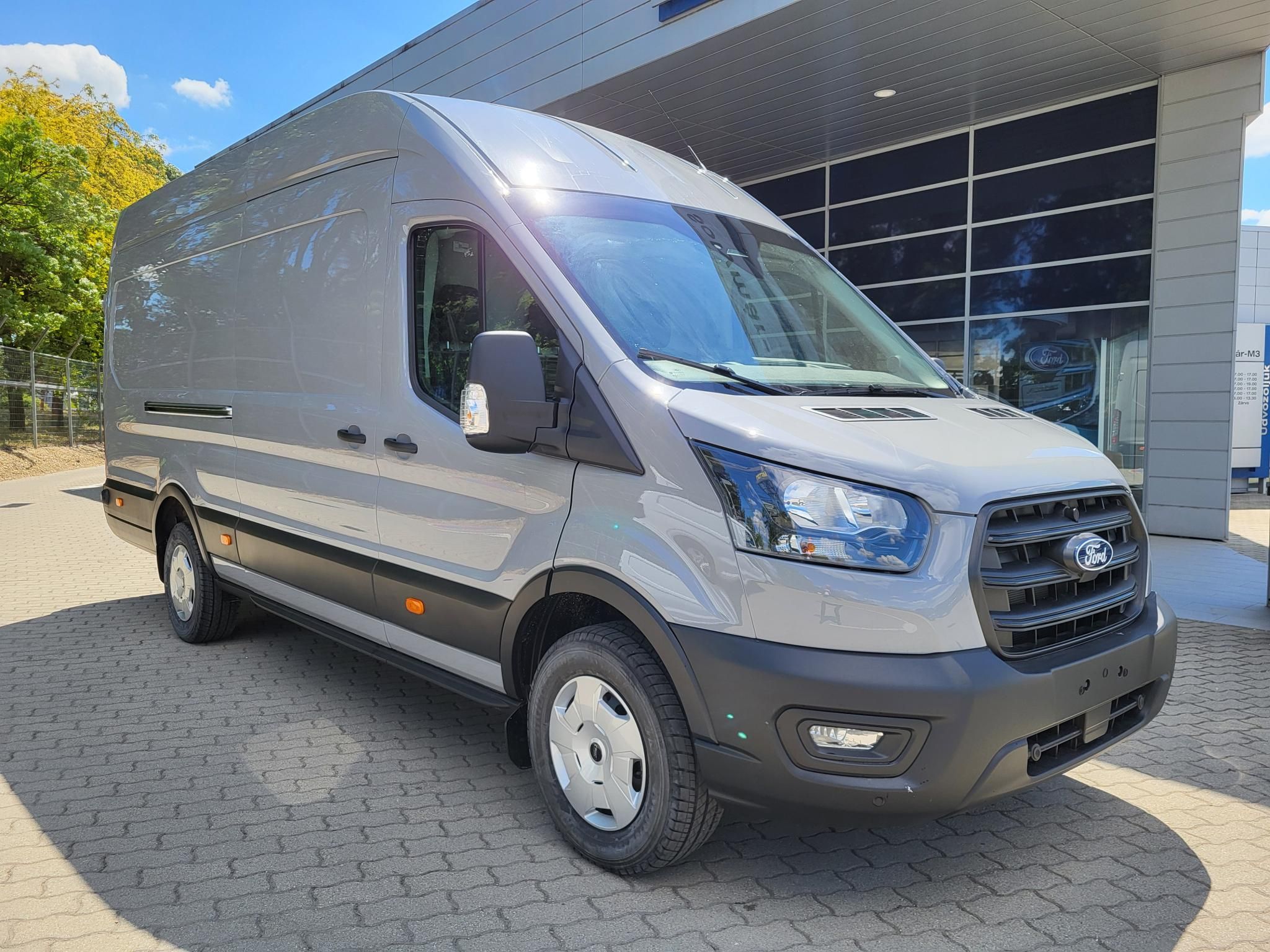 FORD TRANSIT 2.0 TDCi 350 LWB Trend RWD (2 személyes )