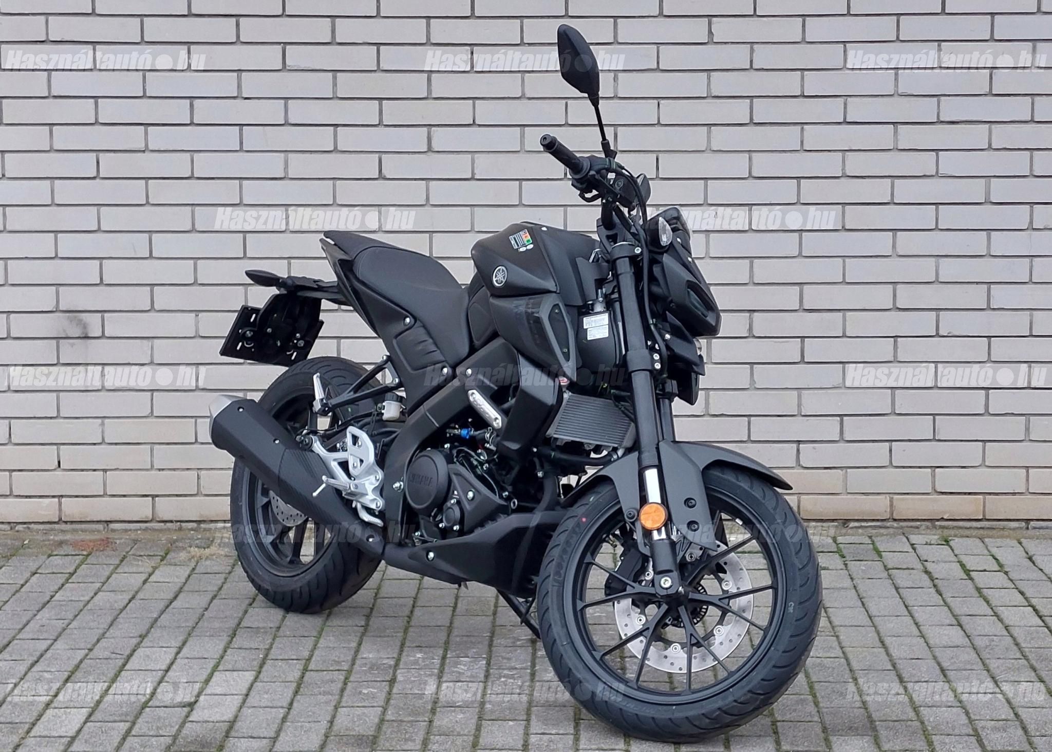 YAMAHA MT-125