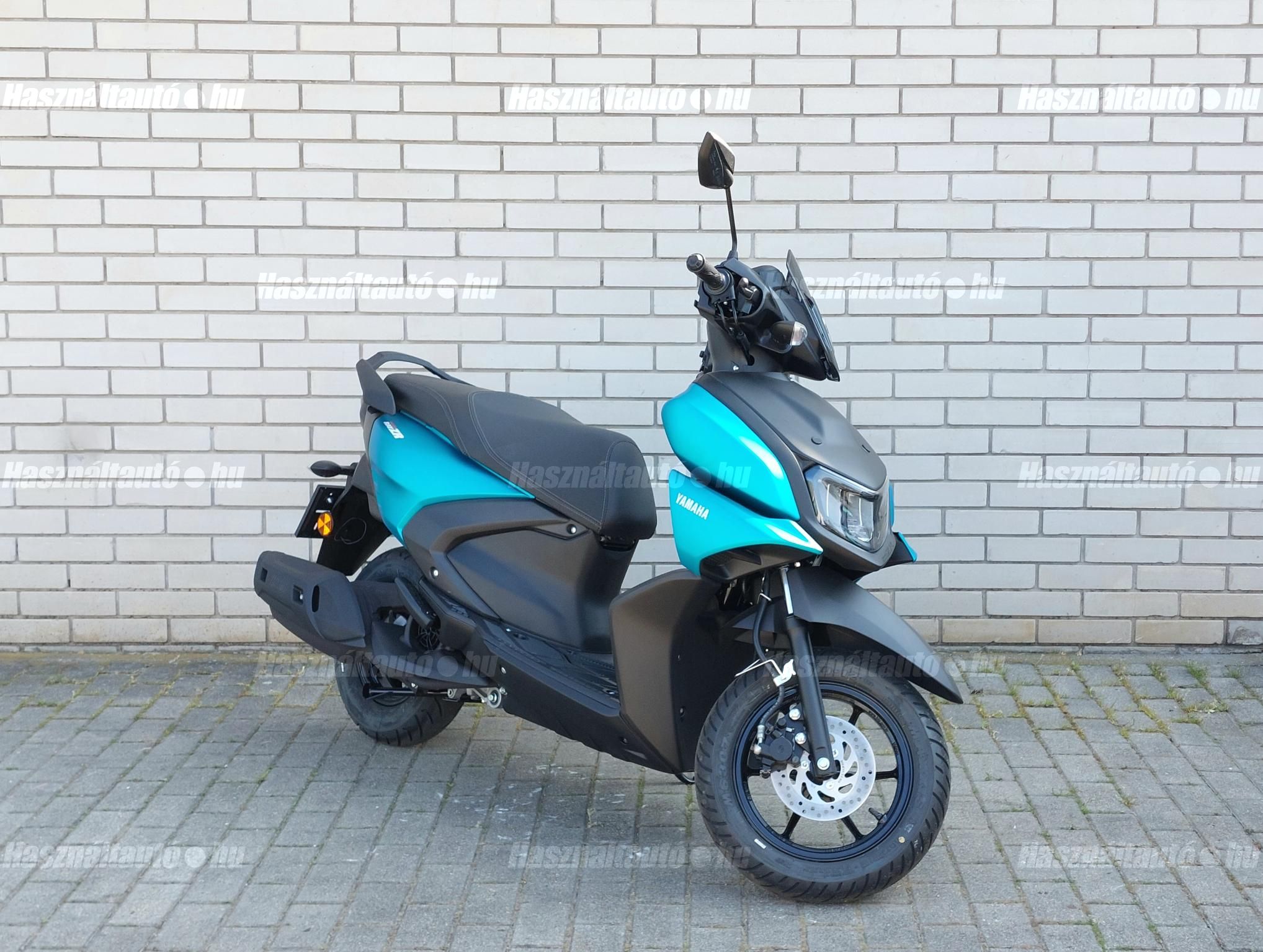 YAMAHA RAYZR