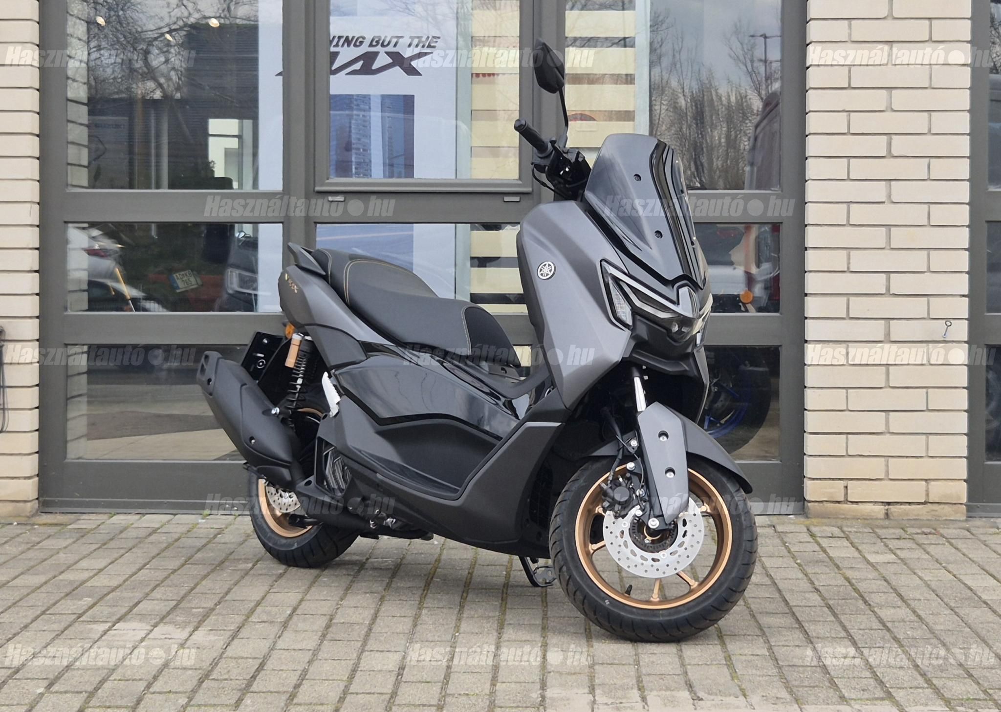 YAMAHA NMAX