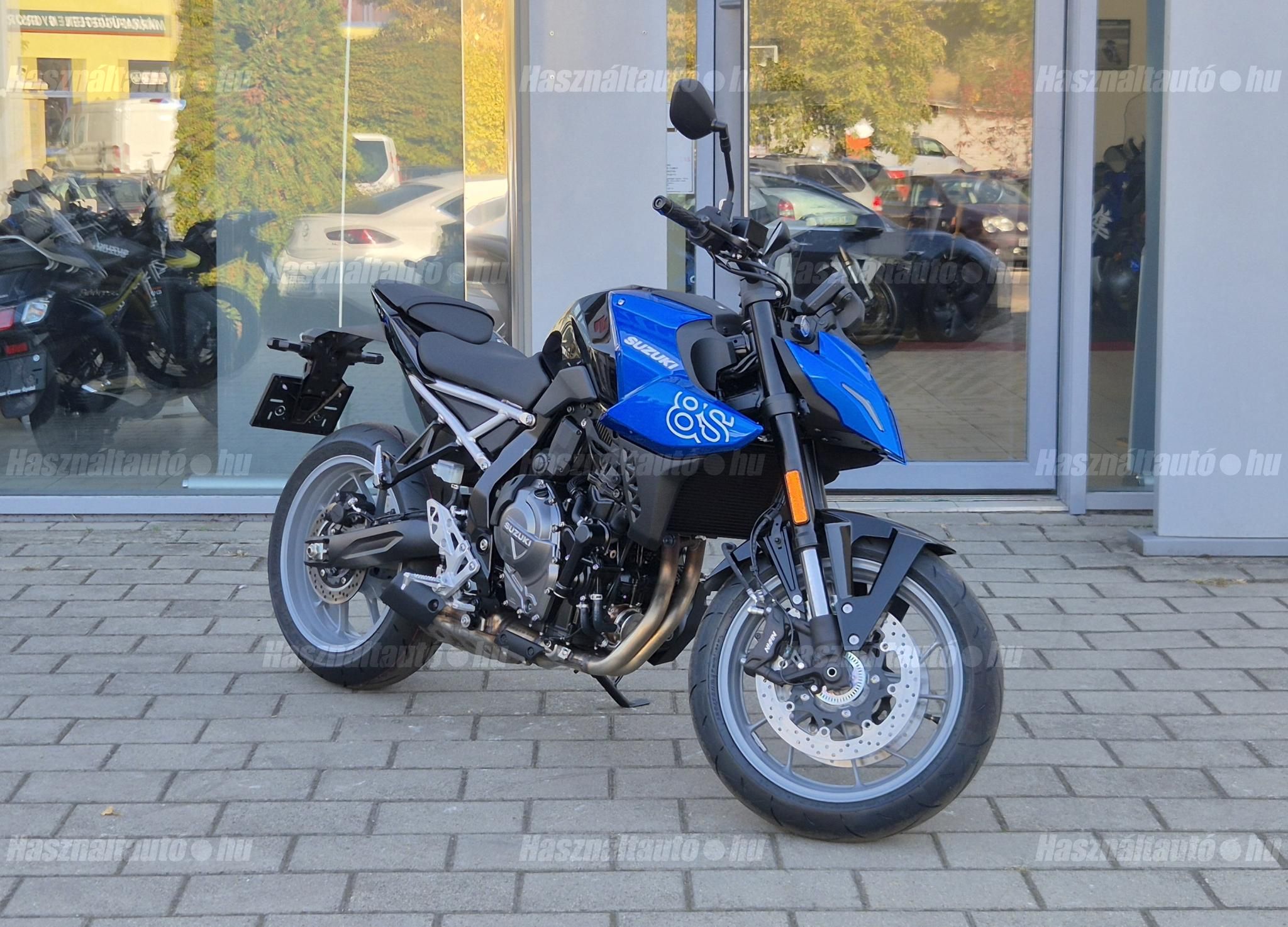 SUZUKI GSX 8 S