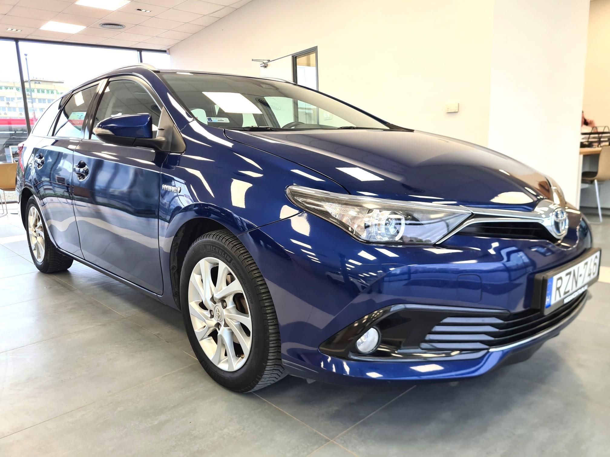 AURIS Touring Sports 1.8 HSD Active MY17 Trend (Automata) Hybrid garancia!