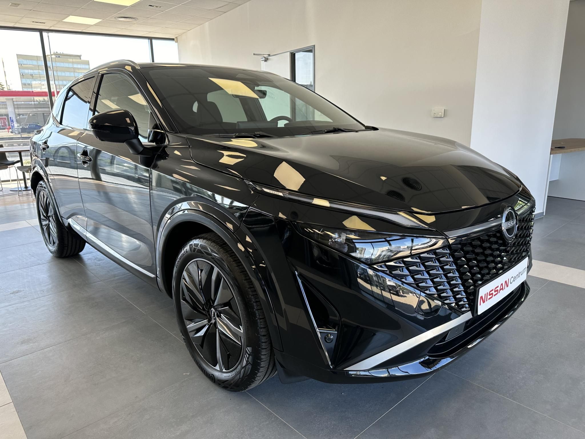 QASHQAI 1.3 DIG-T Mild Tekna X-Tronic Panoráma üvegtető + Memória ülések + Téli csomag + HUD KÉSZLETRŐL