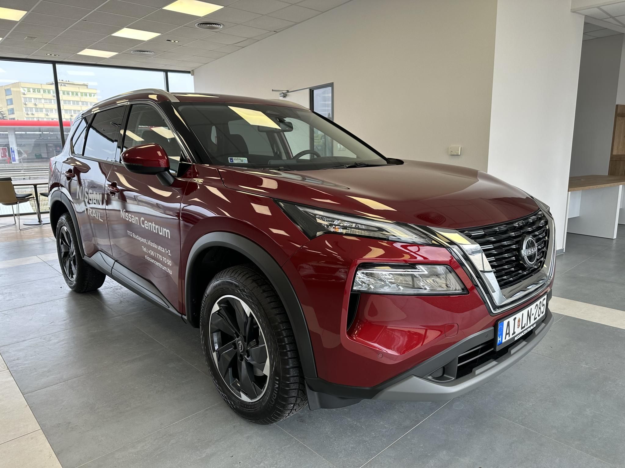 X-TRAIL 1.5 VC-T Mild-hybrid Acenta Xtronic 7 személy +Style csomag. DEMÓ autó Bomba áron!