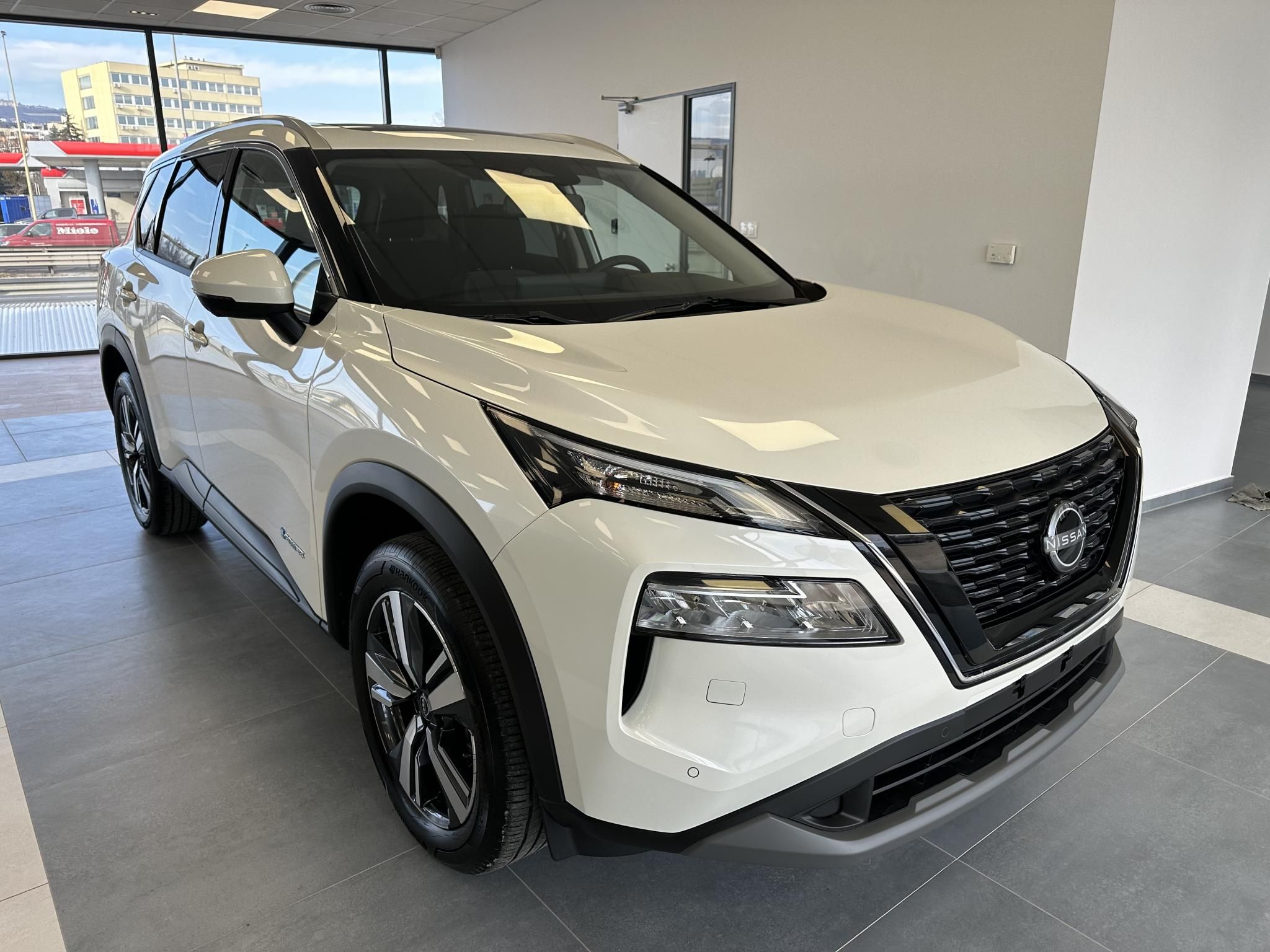 X-TRAIL 1.5 VC-T Mild-hybrid N-Connecta Xtronic 12.3-os központi érintőképernyő + Navigáció + Komfort csomag KÉSZLETEN