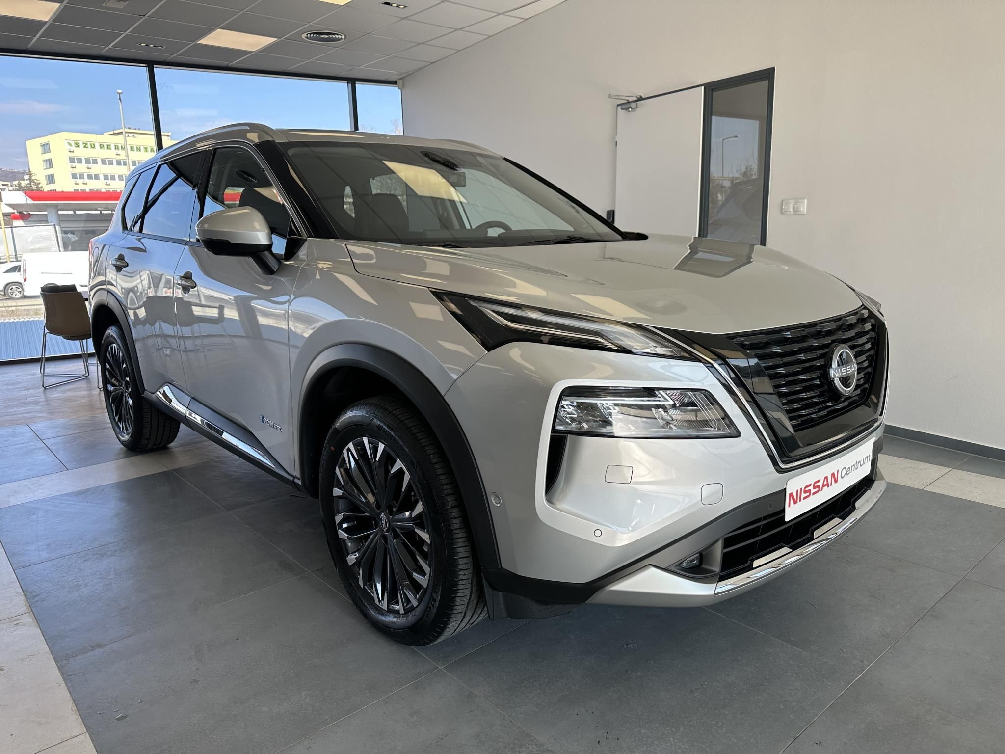 X-TRAIL 1.5 e-Power e-4orce Tekna (Automata) Elektromosan nyitható napfénytető + Head UpDisplay + Komfort csomag KÉSZLETEN!