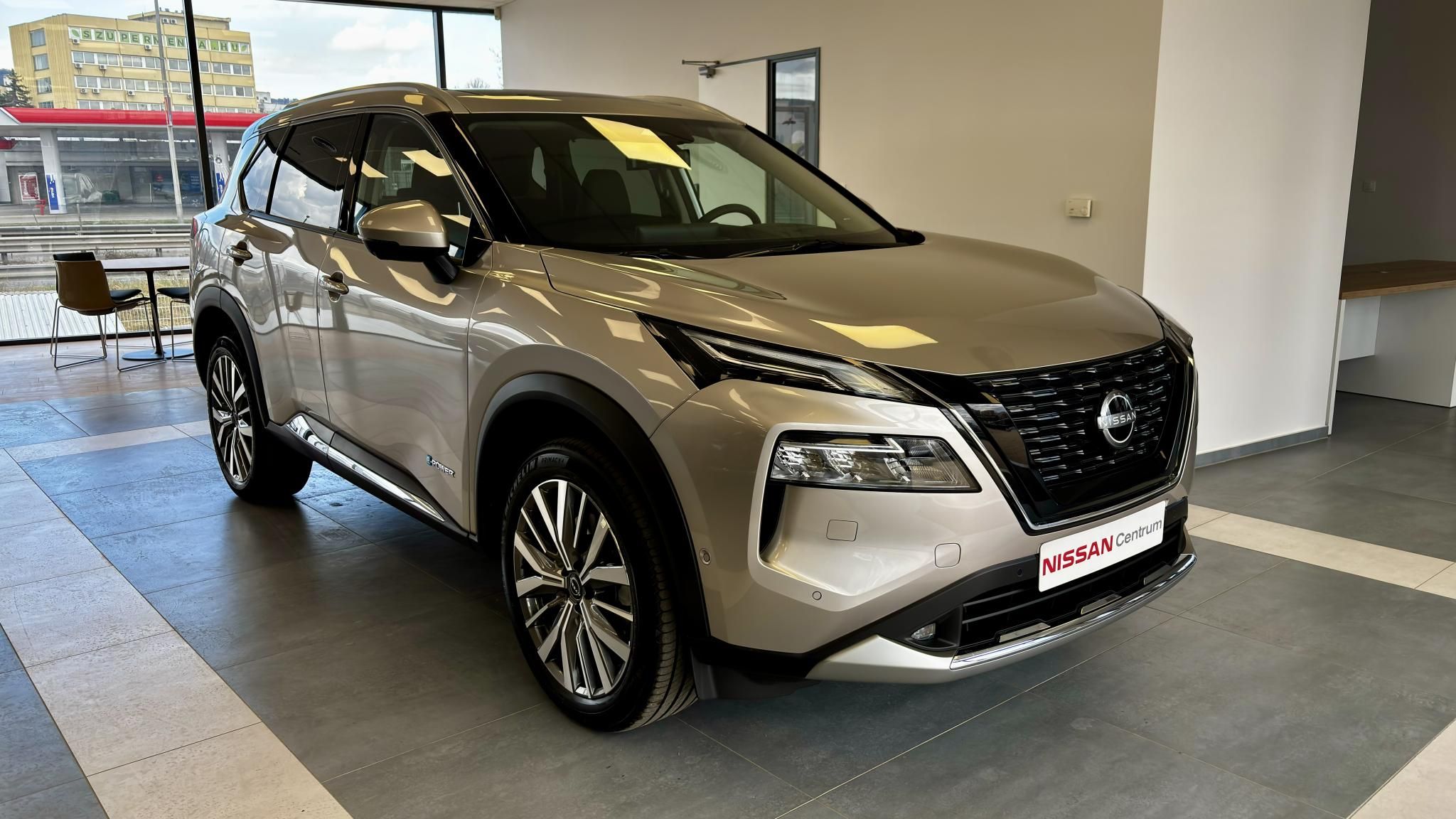 X-TRAIL 1.5 e-Power e-4orce Tekna (Automata) Elektromosan nyitható napfénytető + Head UpDisplay + Komfort csomag KÉSZLETEN!