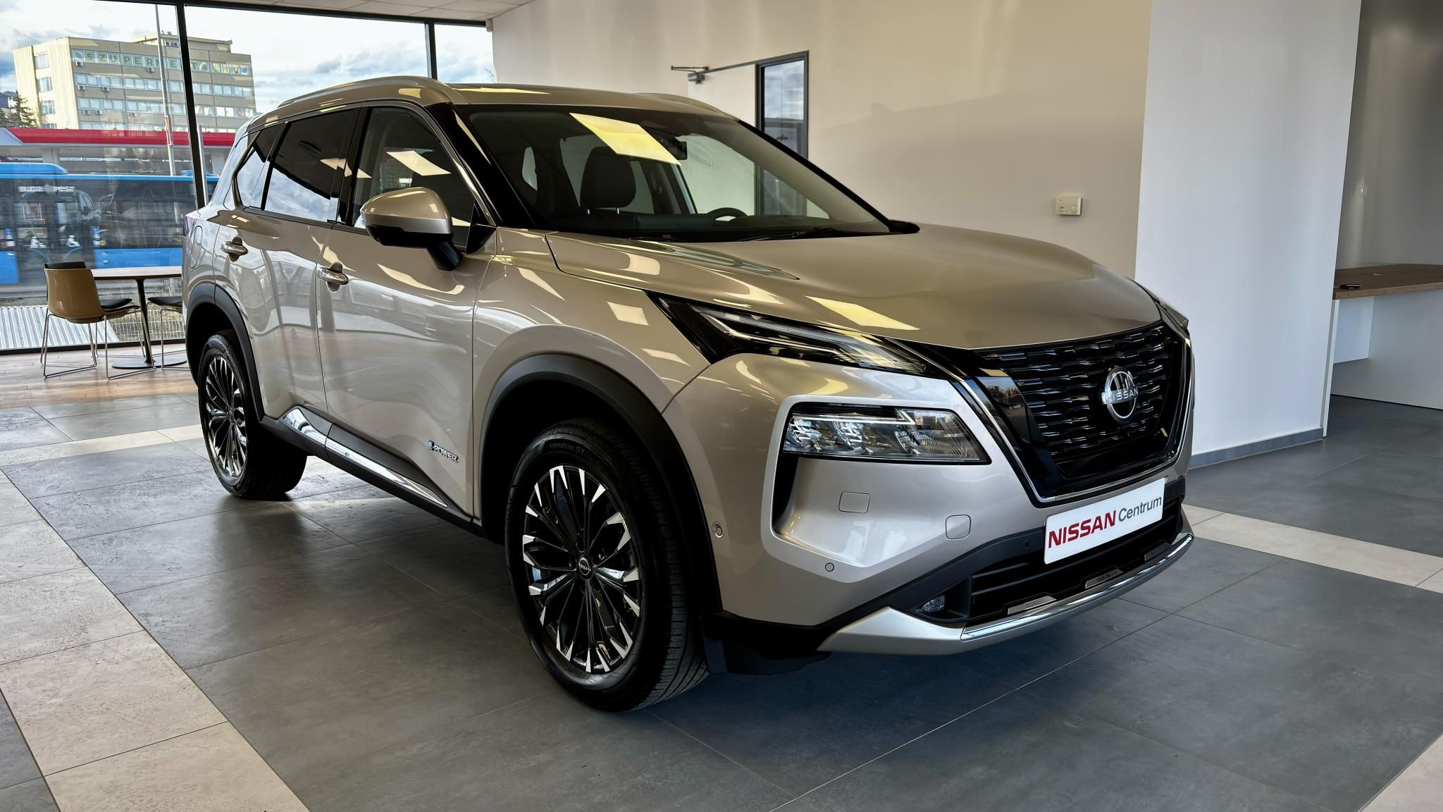 X-TRAIL 1.5 e-Power Tekna (Automata) Nappa bőr + Elektromosan nyitható napfénytető + Head UpDisplay KÉSZLETEN