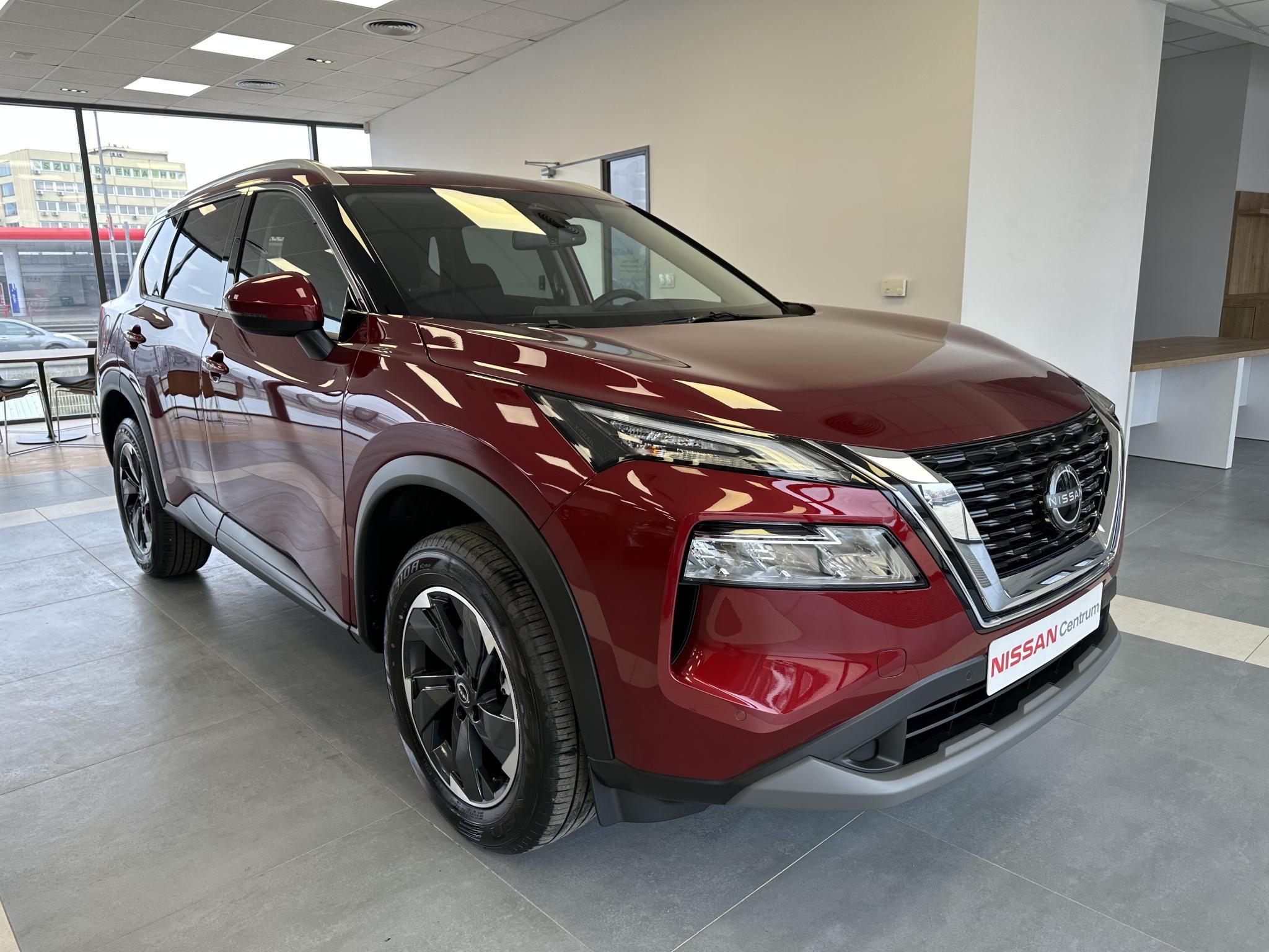 X-TRAIL 1.5 VC-T Mild-hybrid Acenta Xtronic Komfort csomag. Készletről