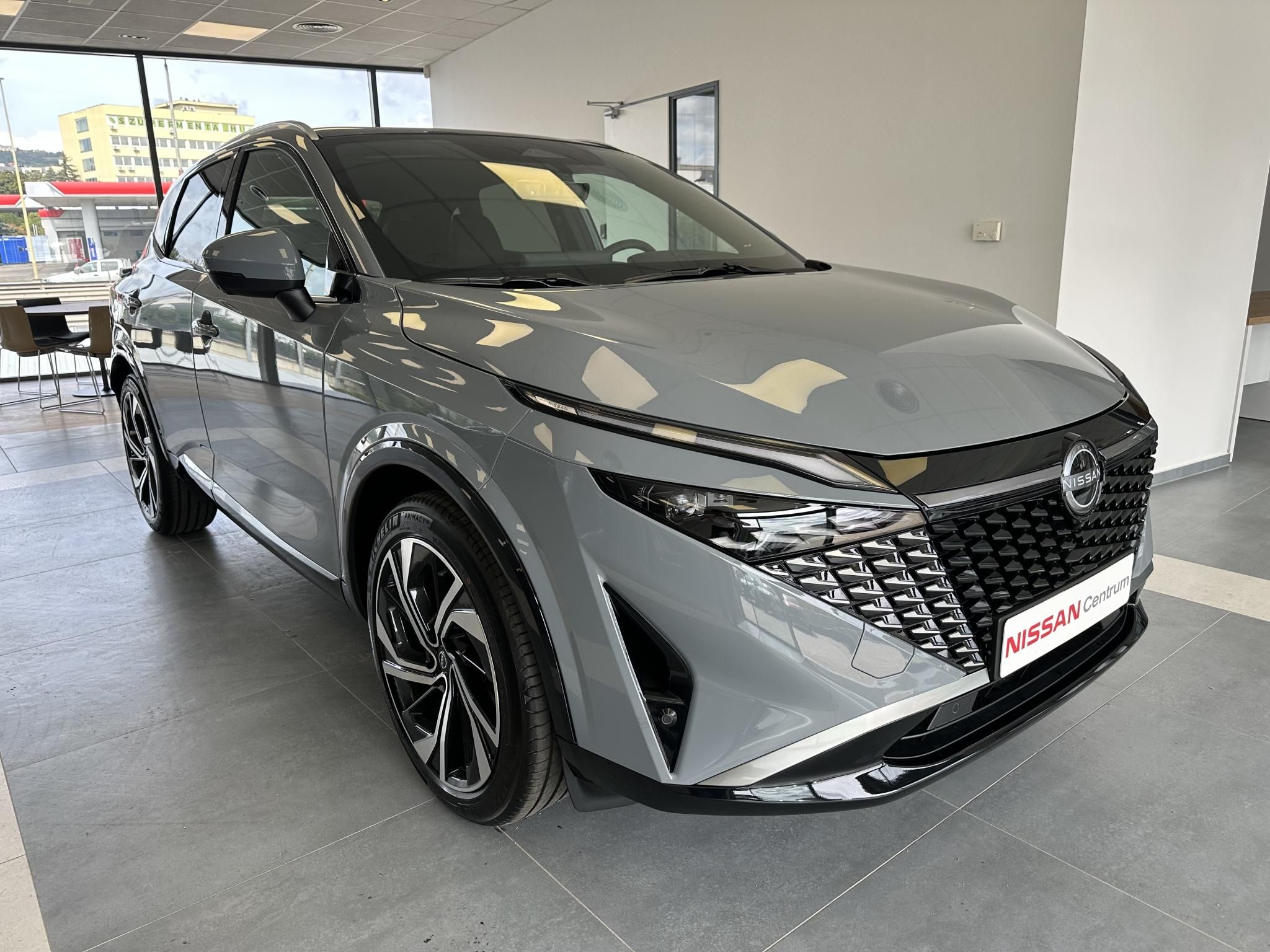QASHQAI 1.3 DIG-T Mild Hybrid Tekna+ X-Tronic Masszázs ülések elöl BOSE hangrendszer Alcantara belső tér KÉSZLETEN