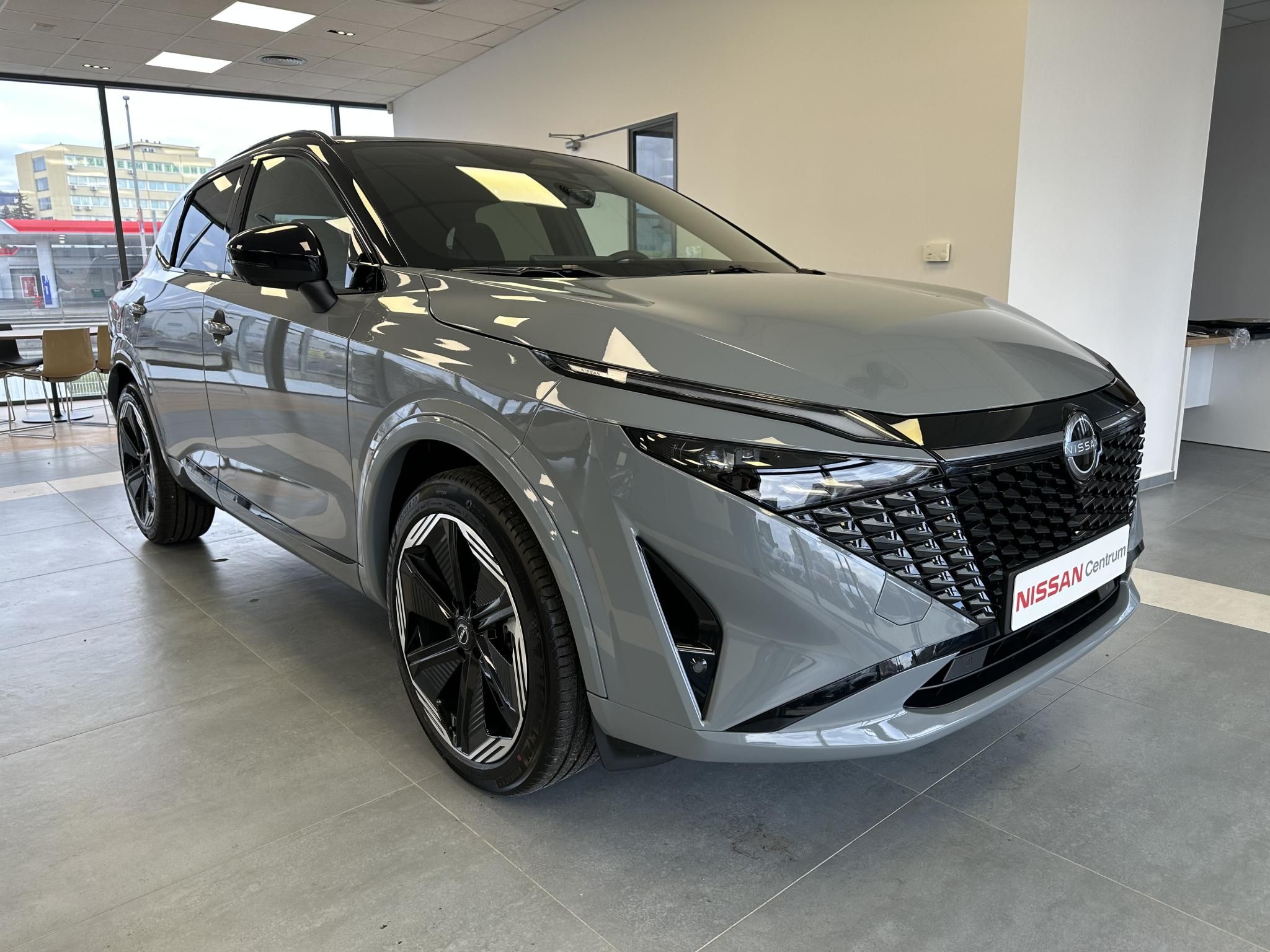 QASHQAI 1.3 DIG-T Mild N-Design X-Tronic Téli csomag Panoráma üvegtető 20 könnyűfém keréktárcsák KÉSZLETEN