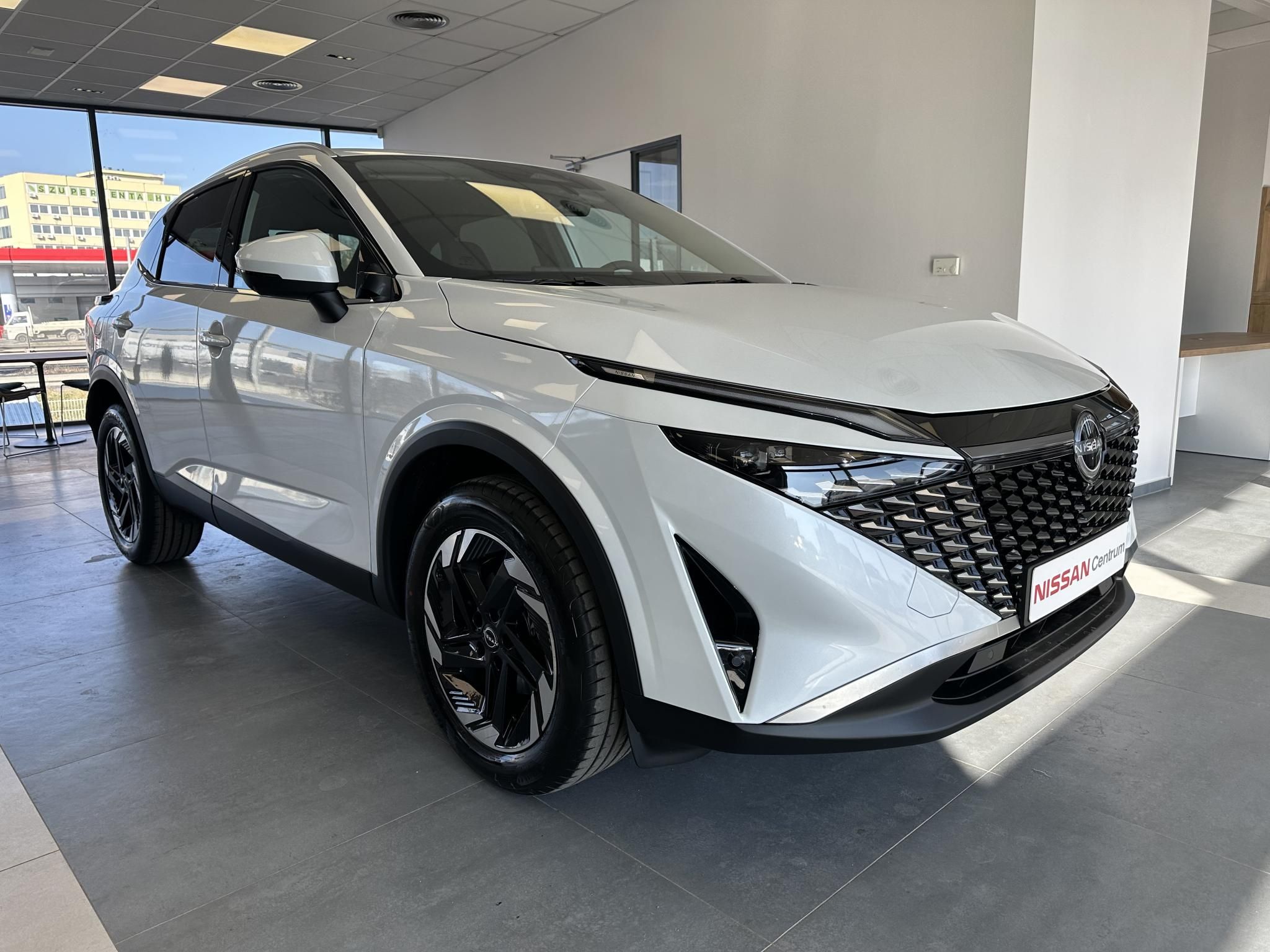 QASHQAI 1.3 DIG-T Mild Hybrid N-Connecta X-Tronic + Téli csomag BOMBA ÁR. csak a készlet erejéig!!!