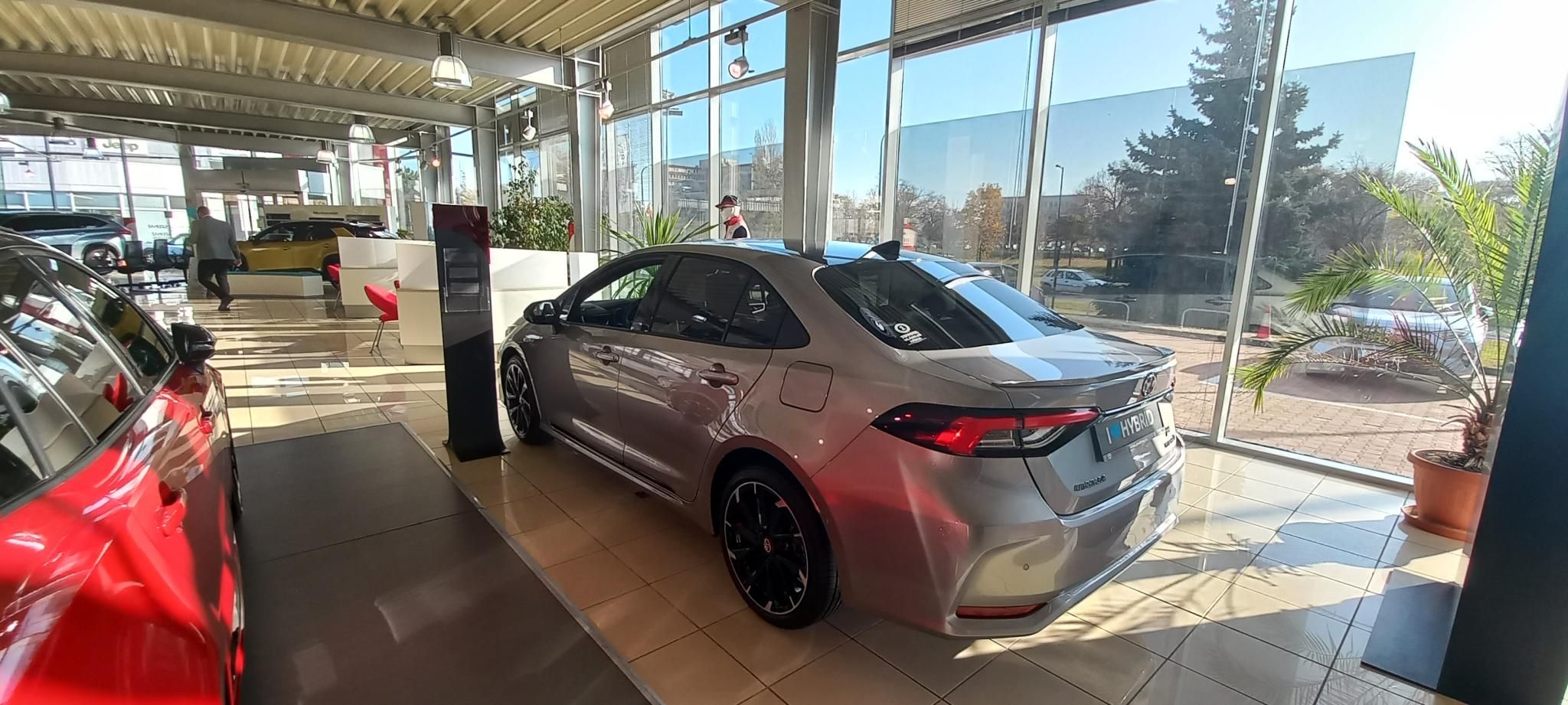 TOYOTA COROLLA