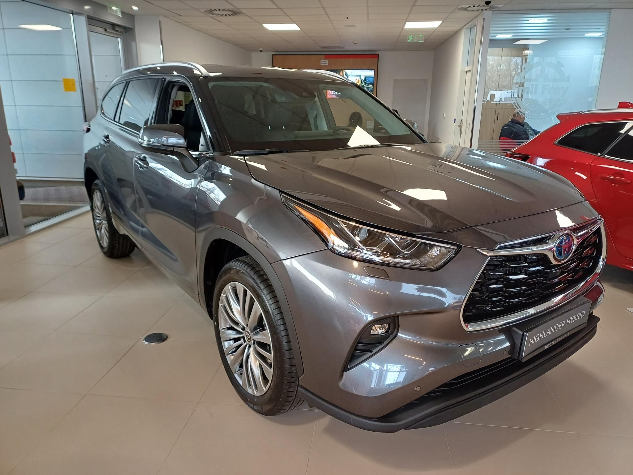 TOYOTA HIGHLANDER