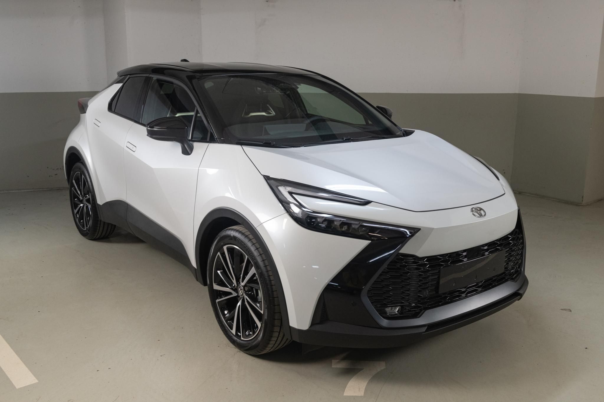 TOYOTA C-HR