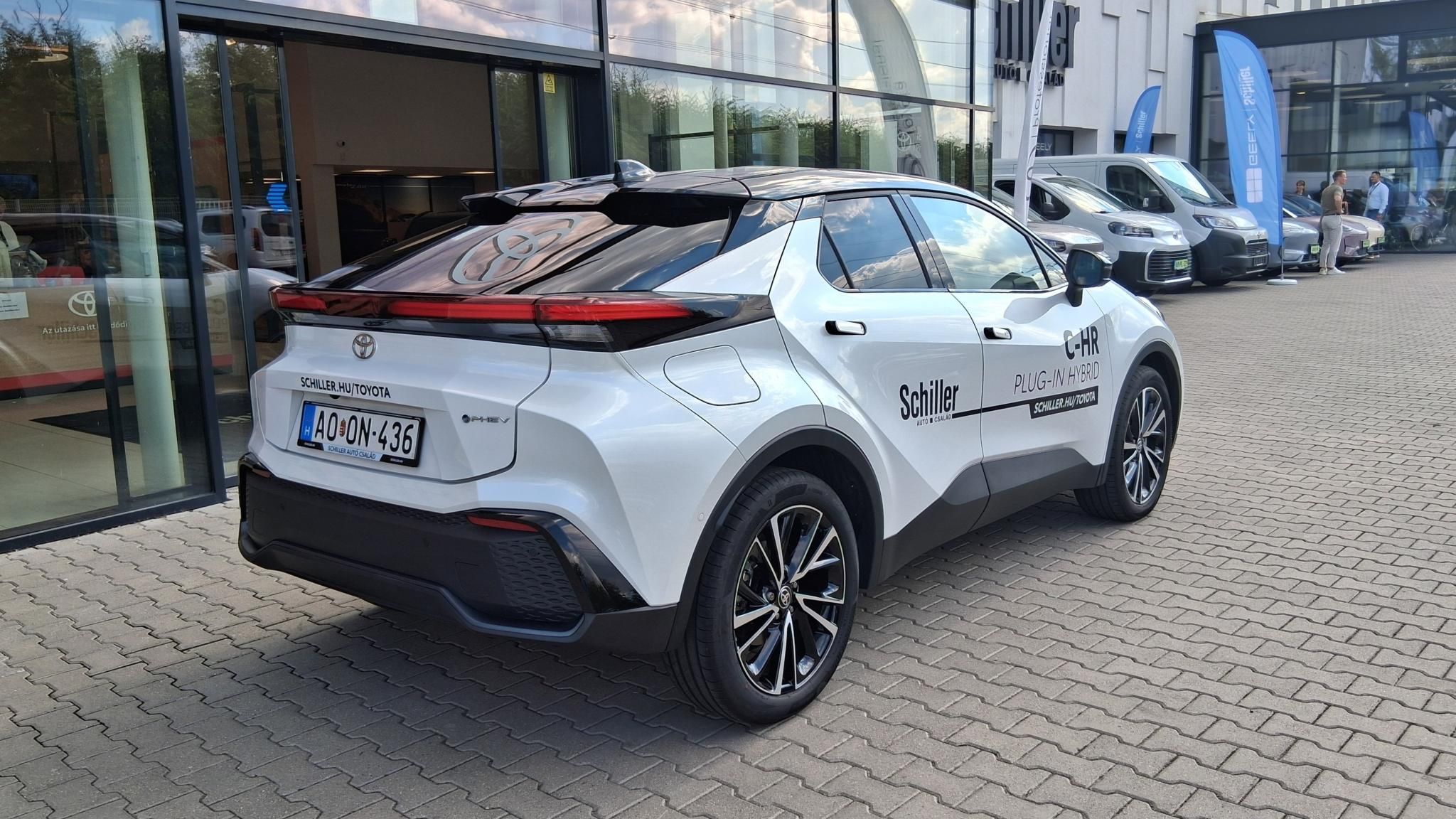 TOYOTA C-HR