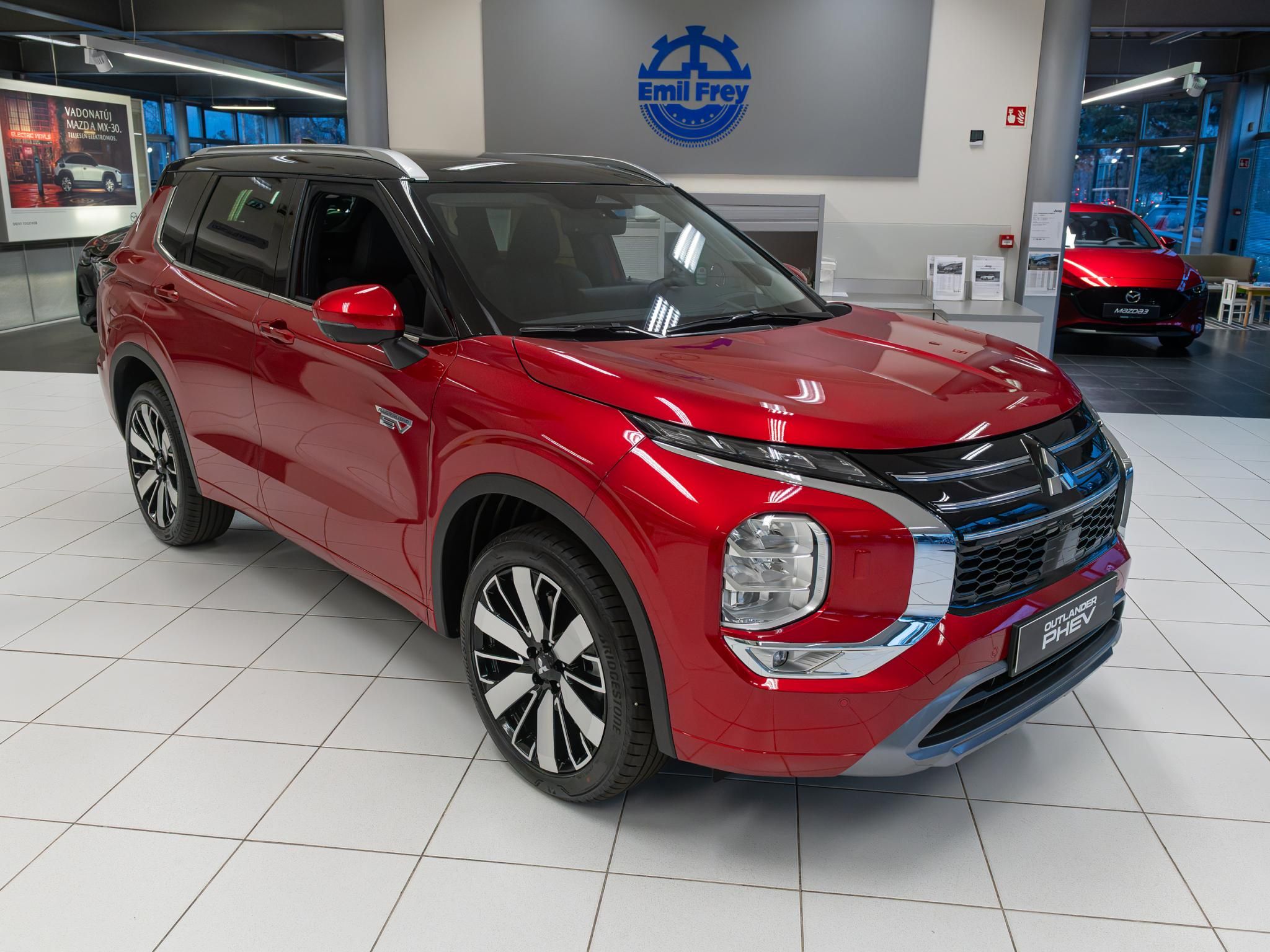 MITSUBISHI OUTLANDER