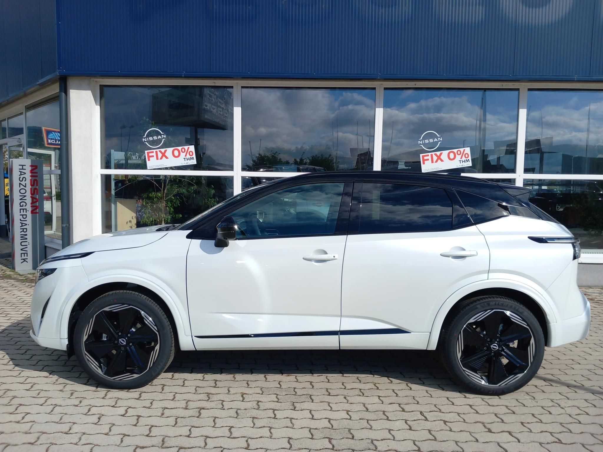NISSAN QASHQAI 1.3 DIG-T Mild N-Design X-Tronic + Komfort csomag - 4. kép