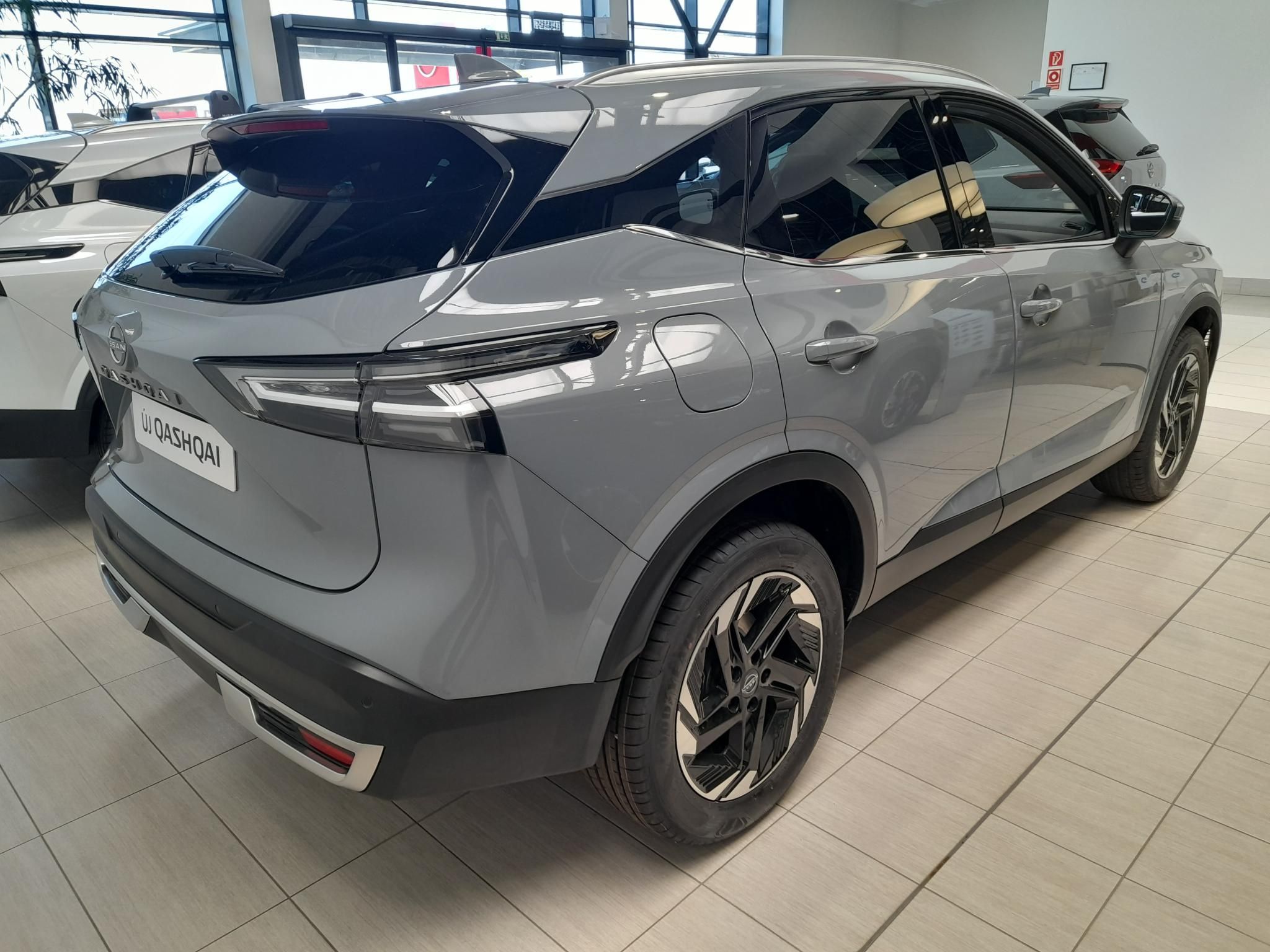 NISSAN QASHQAI 1.3 DIG-T Mild Hybrid N-Connecta X-Tronic +Téli csomag + Panoráma üvegtető - 5. kép