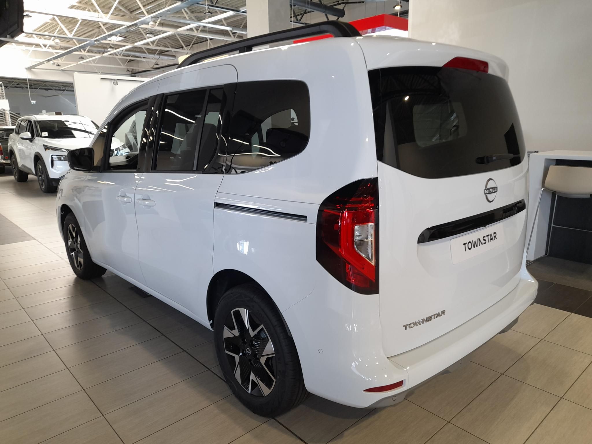 NISSAN TOWNSTAR 1.3 DIG-T Tekna - 5. kép