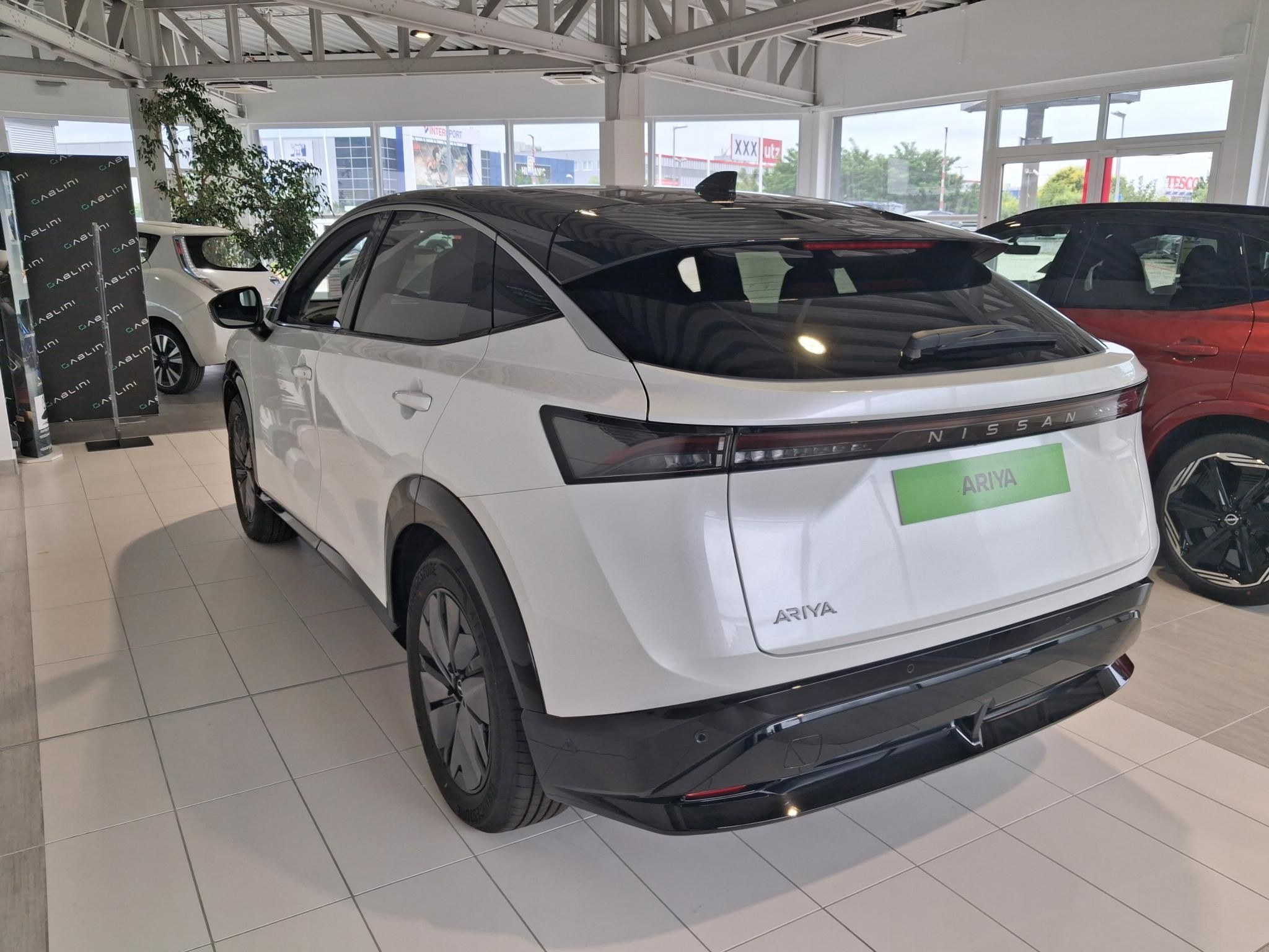 NISSAN ARIYA 63kWh Evolve + 22 kW-os fedélzeti töltő. KÉSZLETRŐL AZONNAL! - 10. kép
