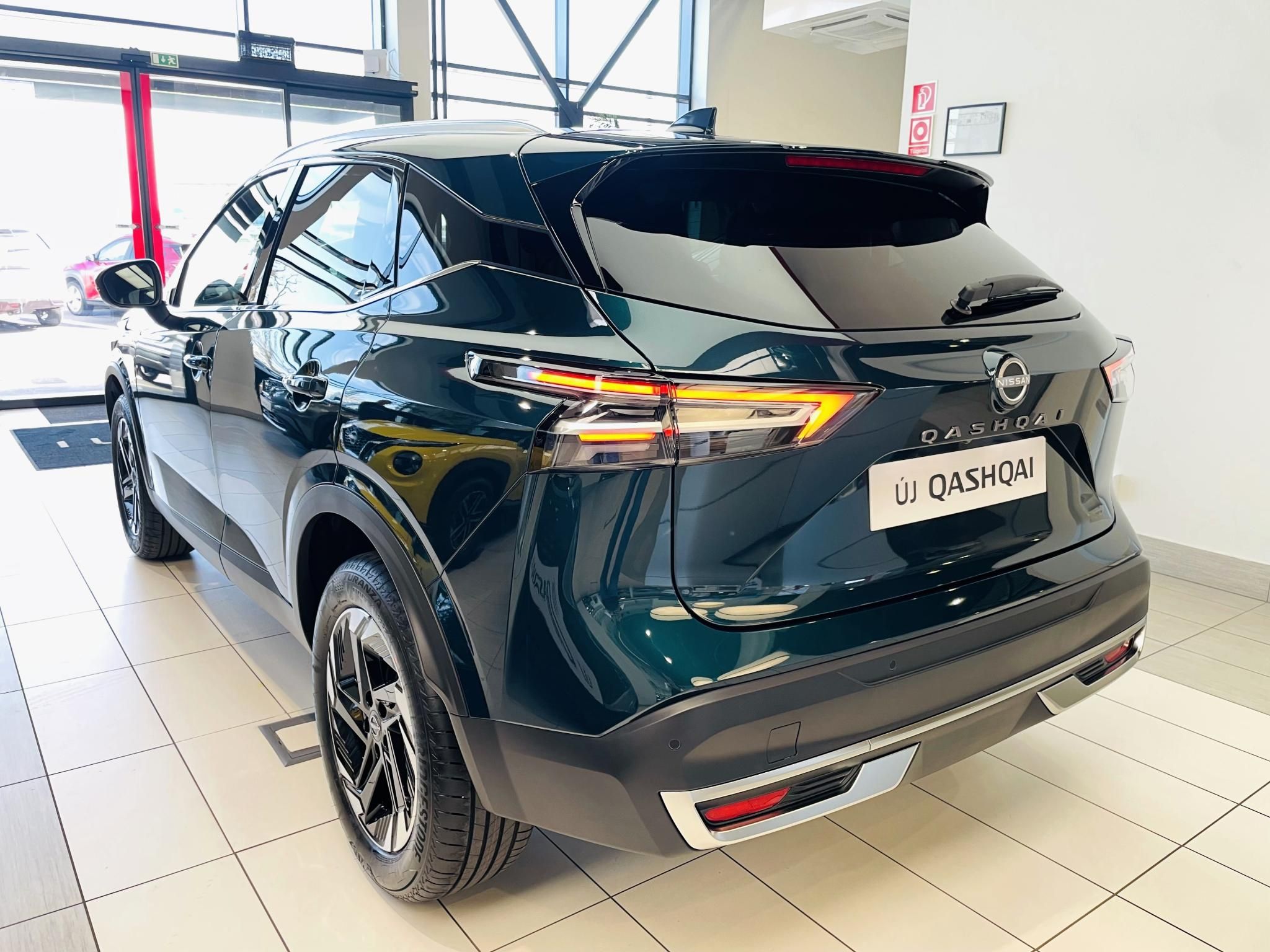 NISSAN QASHQAI 1.3 DIG-T Mild Hybrid N-Connecta +TÉLI CSOMAG - 6. kép