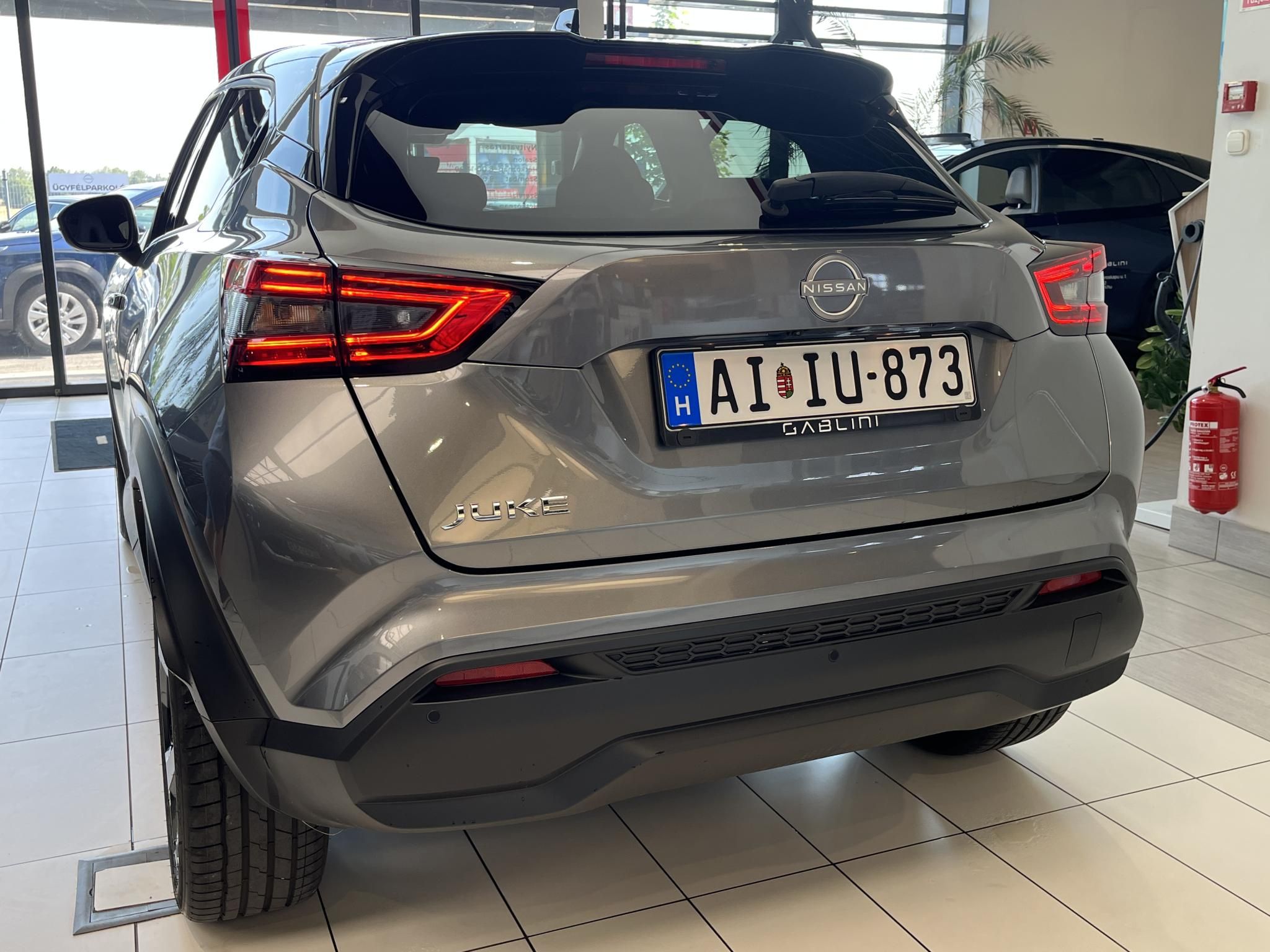 NISSAN JUKE 1.0 DIG-T Tekna DCT + Téligumi Szett ! - 5. kép