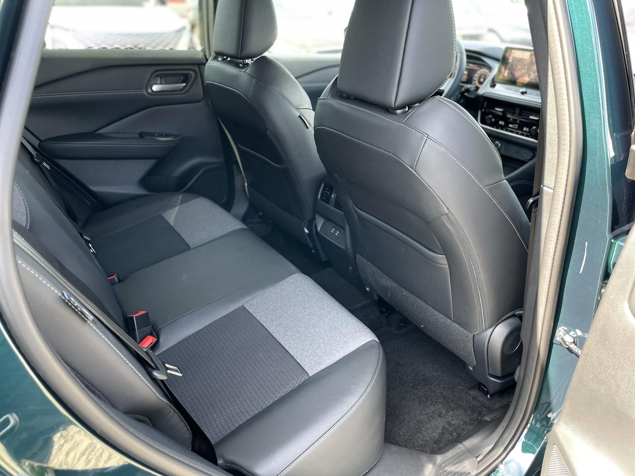 NISSAN QASHQAI 1.3 DIG-T Mild Hybrid N-Connecta X-Tronic +Téli csomag + ELEKTROMOS CSOMAGTÉRAJTÓ + HUD - 8. kép