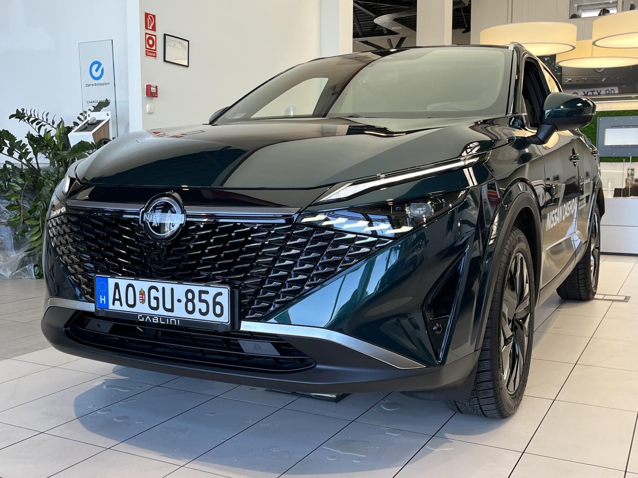 NISSAN QASHQAI 1.3 DIG-T Mild Hybrid Tekna X-Tronic + Téligimi szett! - 1. kép