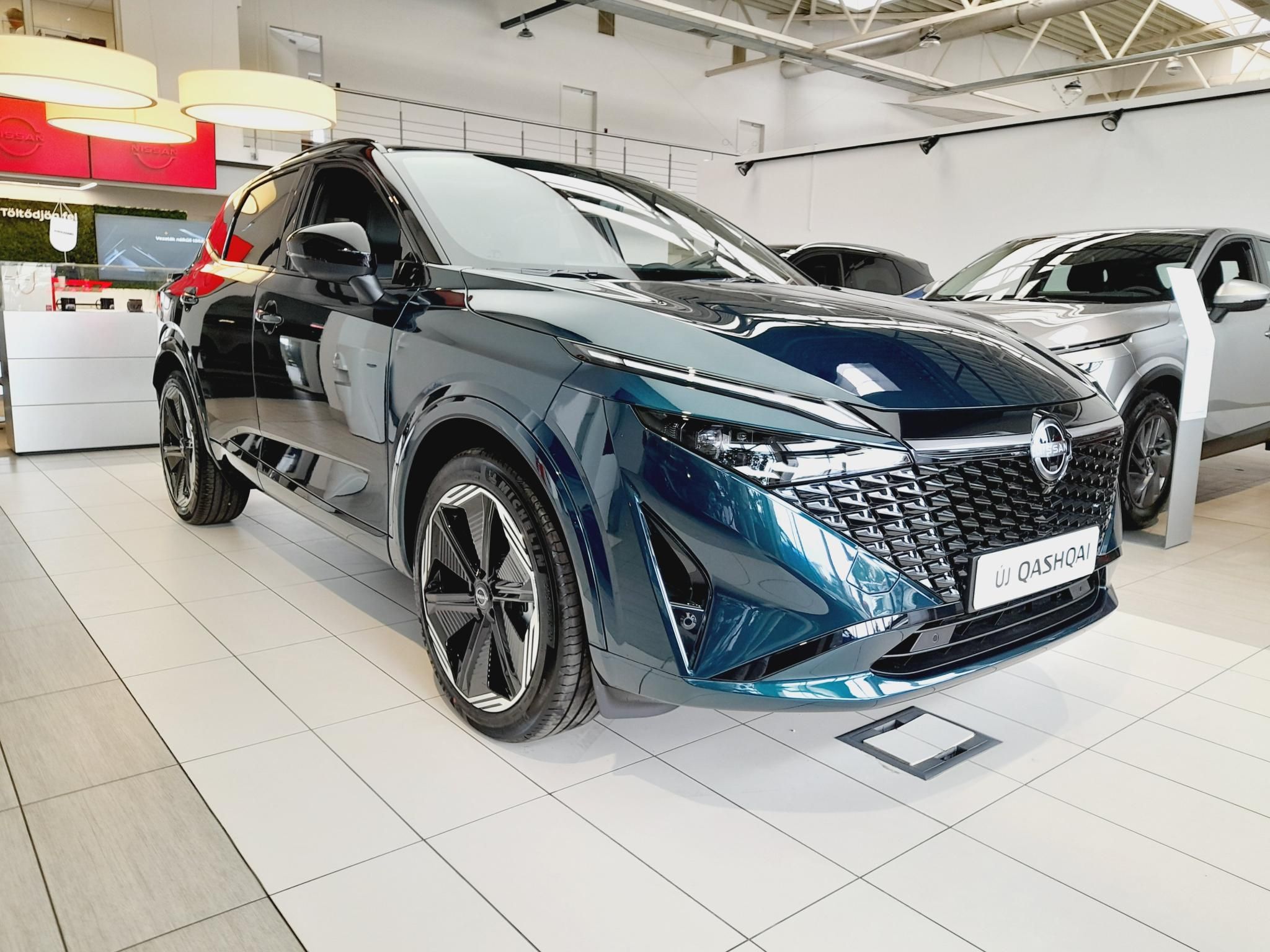 NISSAN QASHQAI 1.3 DIG-T Mild N-Design X-Tronic + Komfort csomag. + Lízing esetén 1% THM! - 4. kép