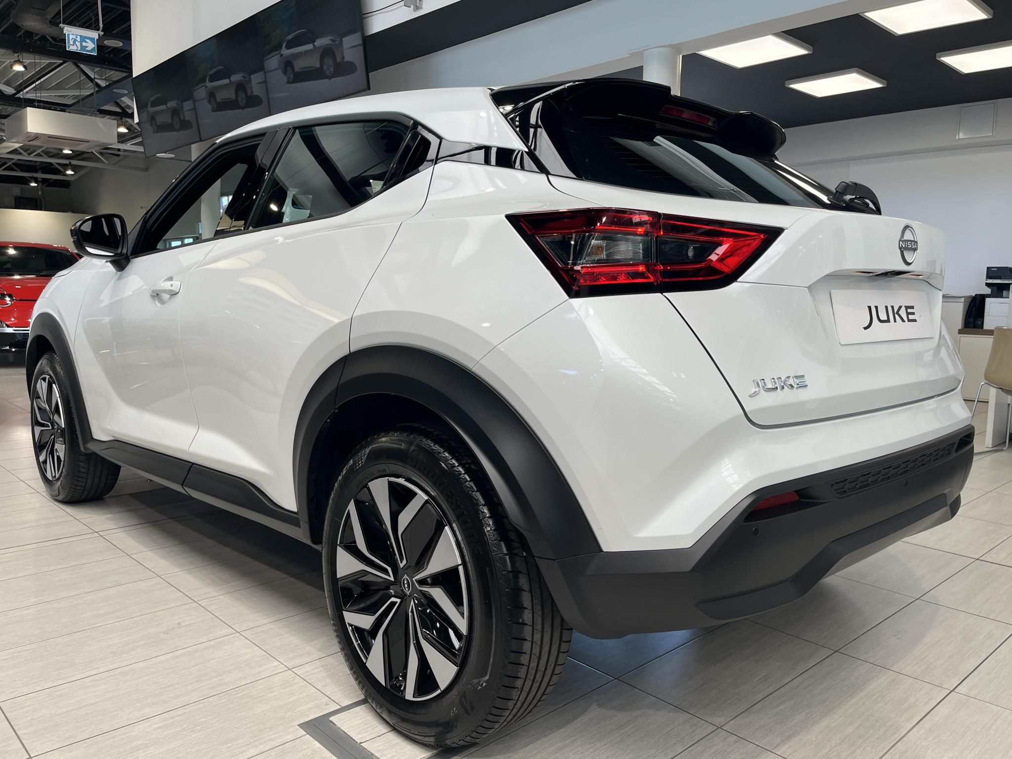 NISSAN JUKE 1.0 DIG-T N-Connecta DCT +TÉLI CSOMAG + MY26 VERZIÓ! KÉSZLETRŐL AZONNAL! - 2. kép