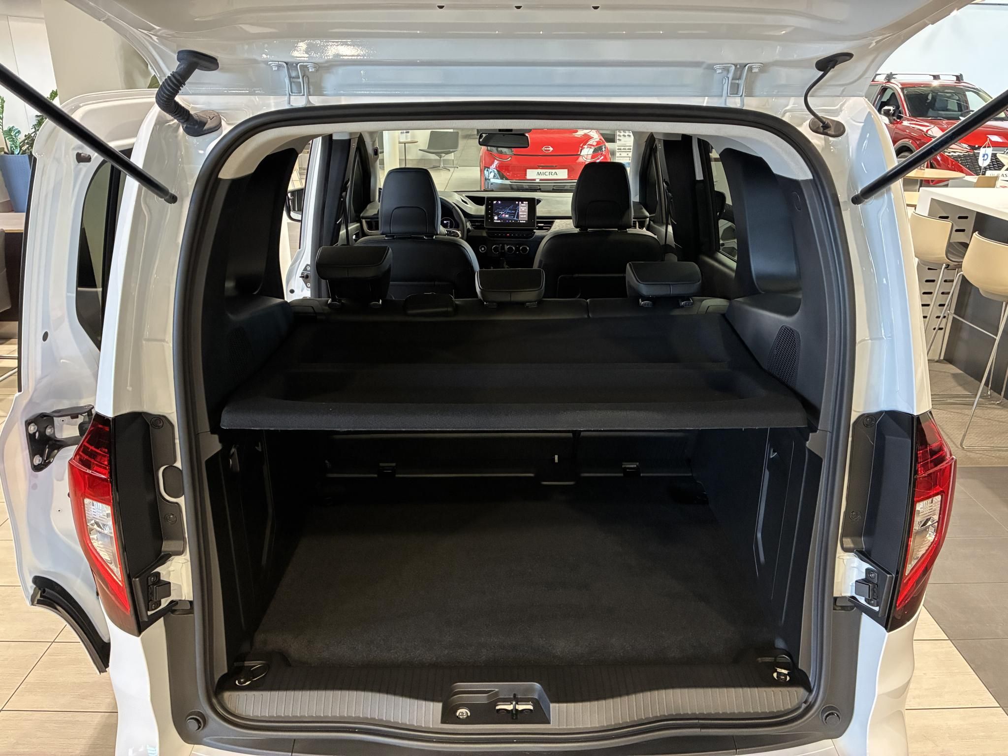 NISSAN TOWNSTAR 1.3 DIG-T Tekna Aut KÉSZLETRŐL AZONNAL.MANUÁLIS VÁLTÓVAL IS ELÉRHETŐ! - 6. kép