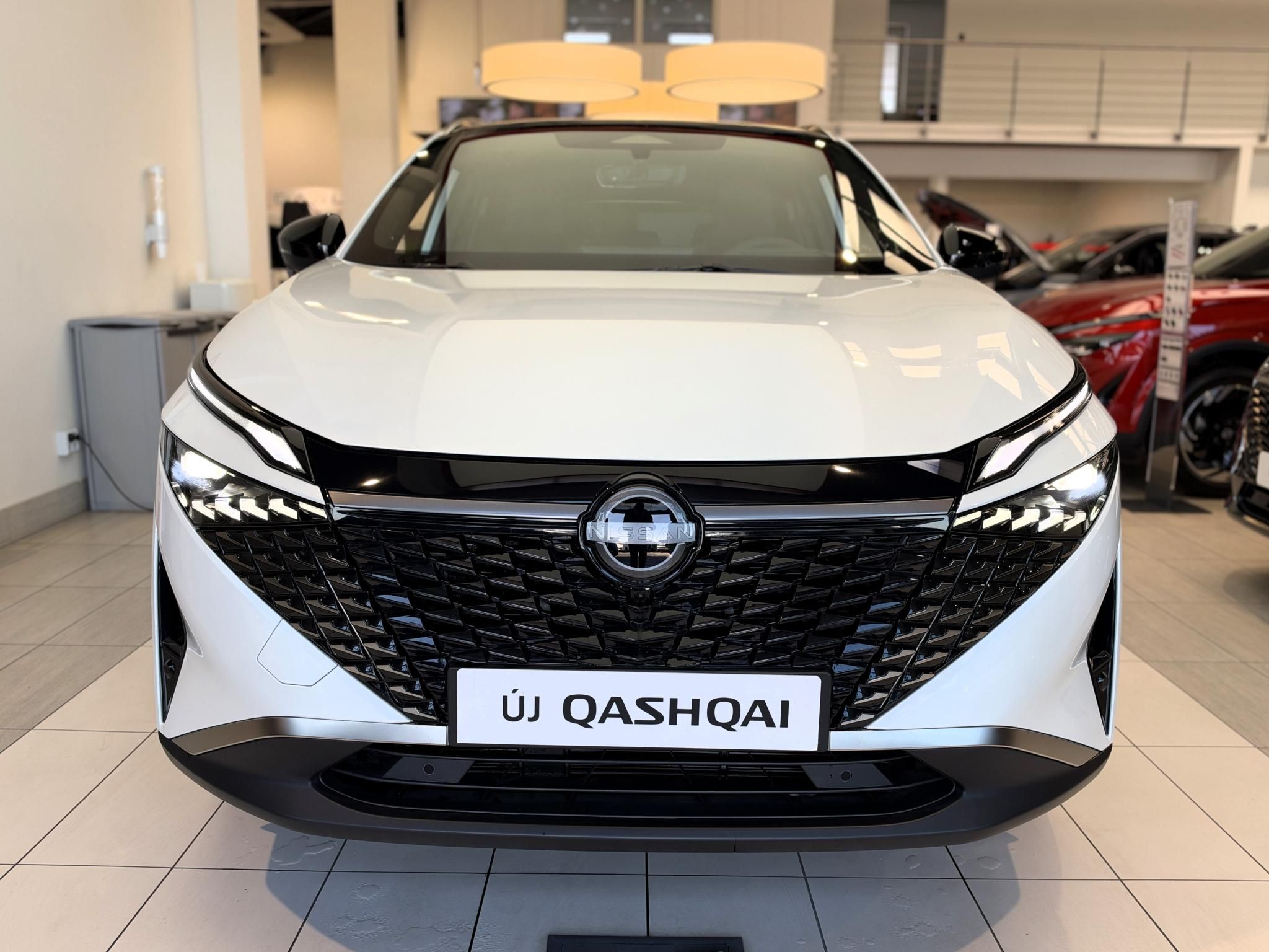 NISSAN QASHQAI 1.3 DIG-T Mild Tekna X-Tronic +BOSE Készleten! - 3. kép