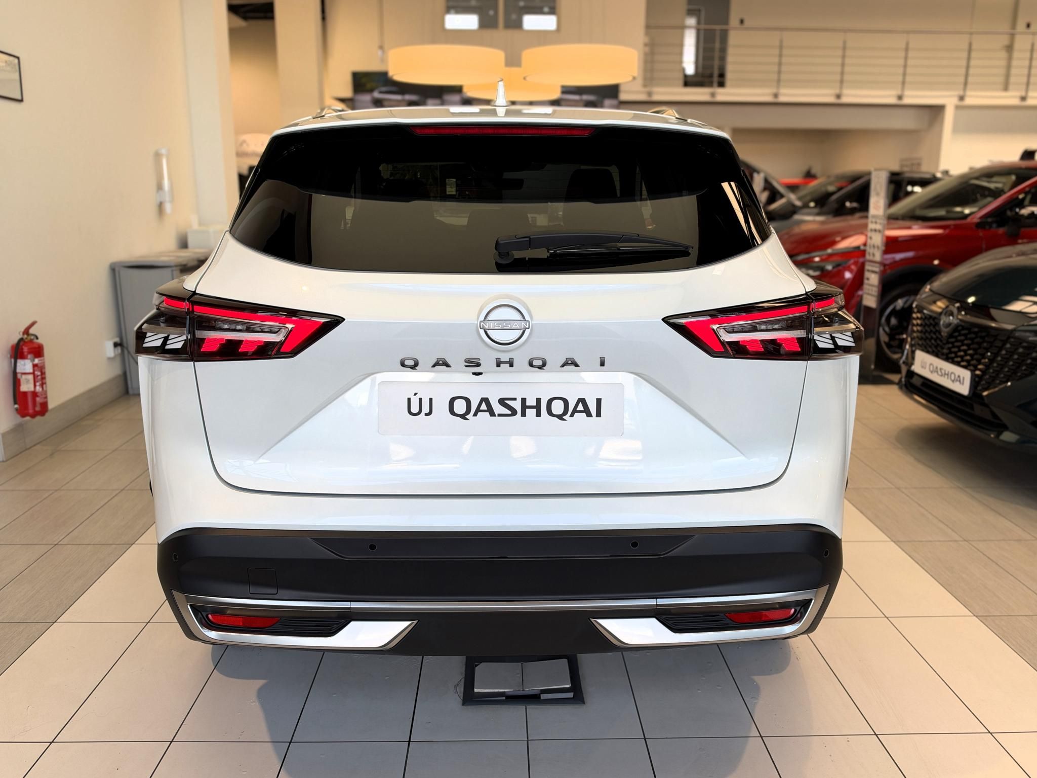NISSAN QASHQAI 1.3 DIG-T Mild Tekna X-Tronic +BOSE Készleten! - 5. kép