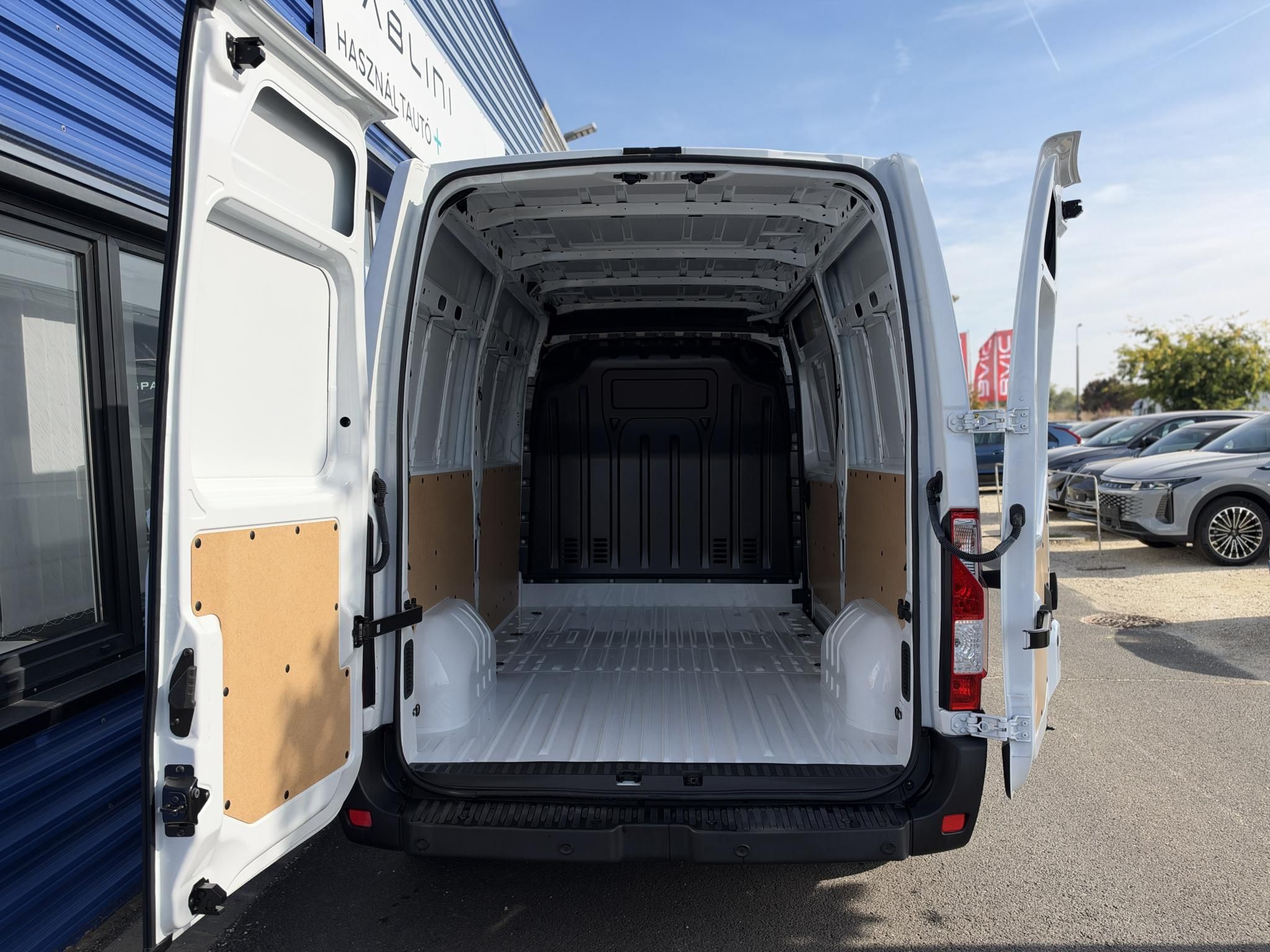 NISSAN INTERSTAR 2.3 dCi 150 L2H2 3,5t Comfort Készletről! 0km-es szalonautó! - 5. kép