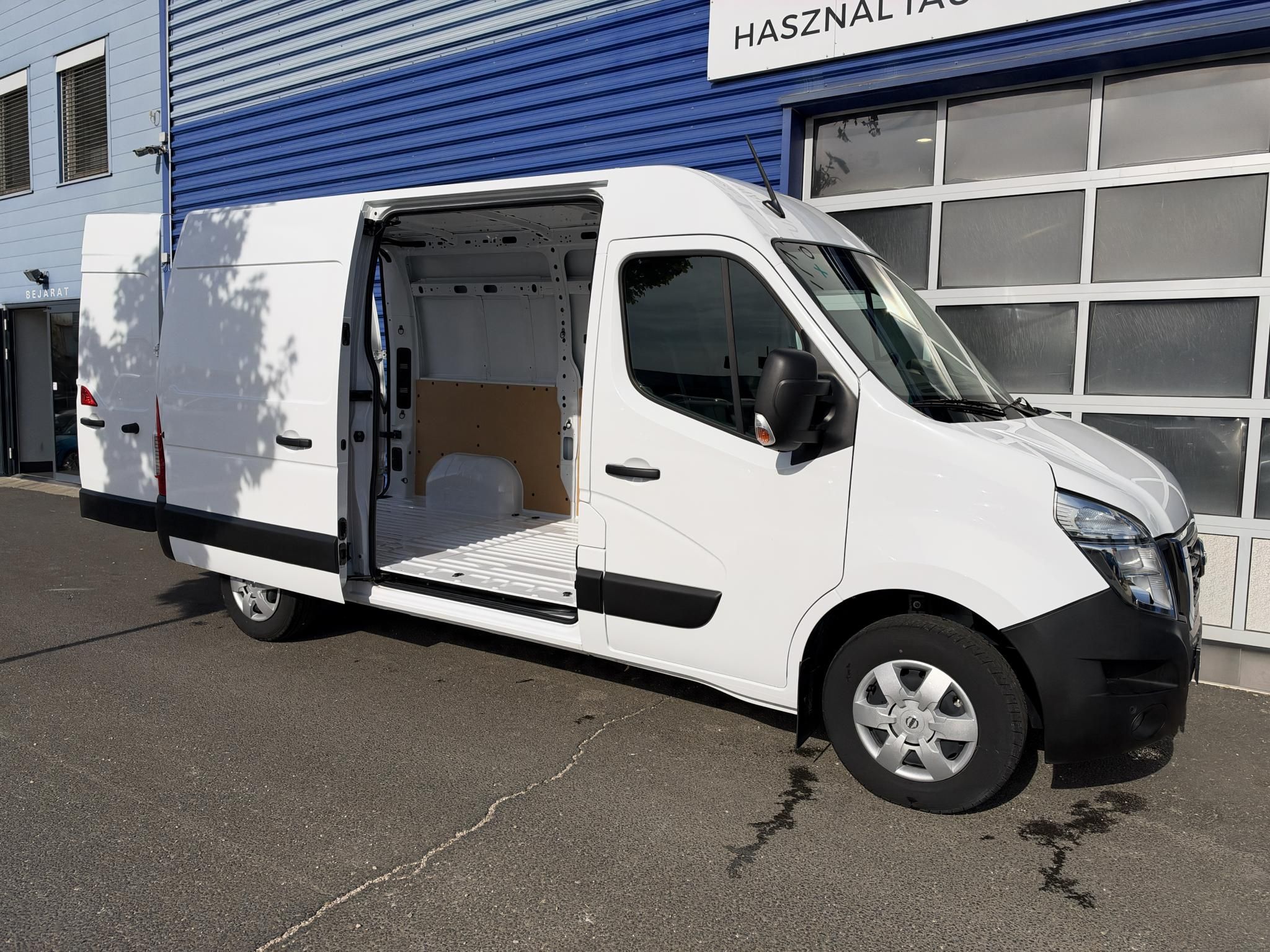 NISSAN INTERSTAR 2.3 dCi 150 L2H2 3,5t Comfort Készletről! 0km-es szalonautó! - 7. kép