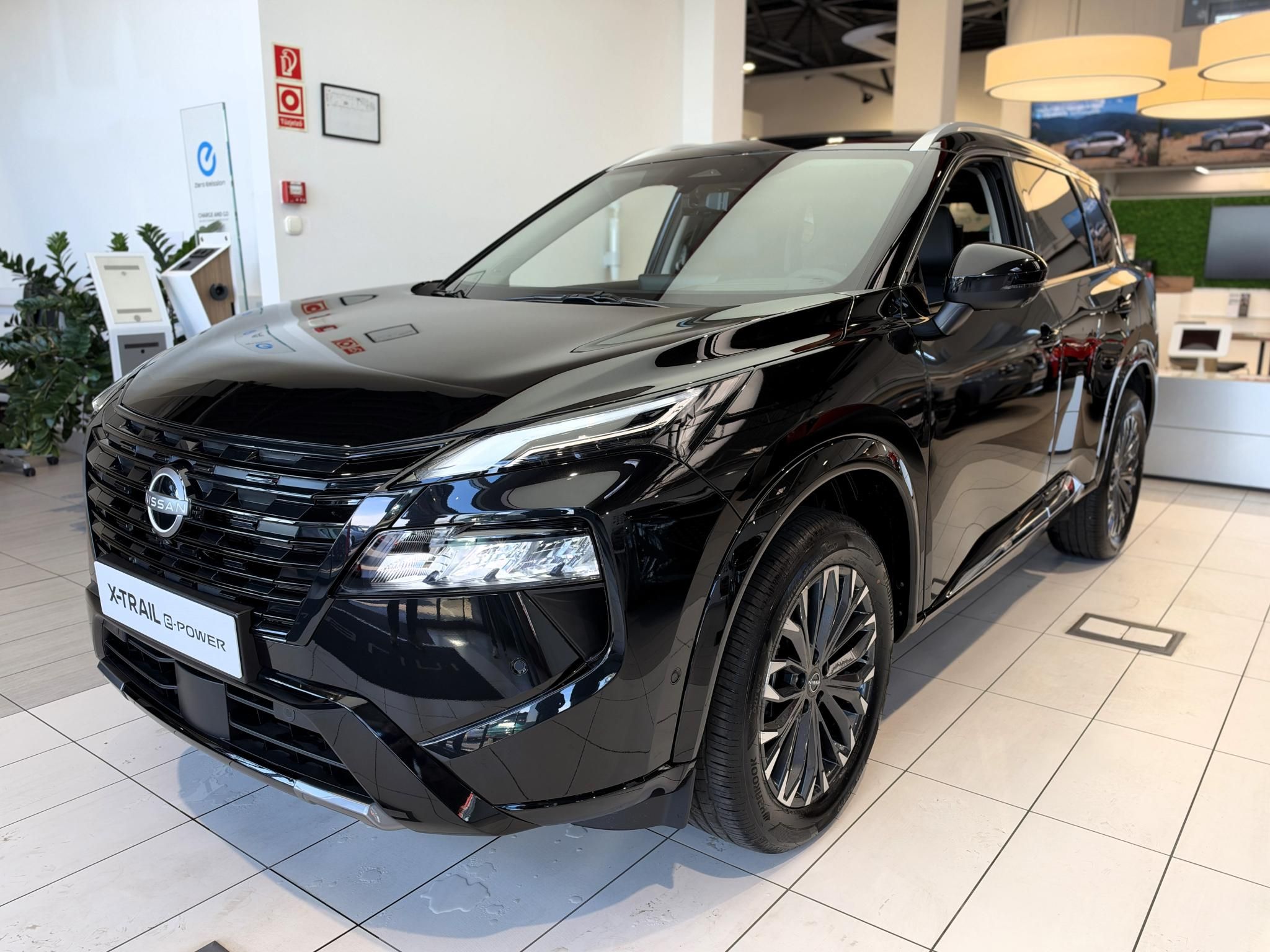 NISSAN X-TRAIL 1.5 e-Power Tekna (Automata) + NAPFÉNYTETŐ + BOSE! VERHETETLEN ÁR! - 2. kép