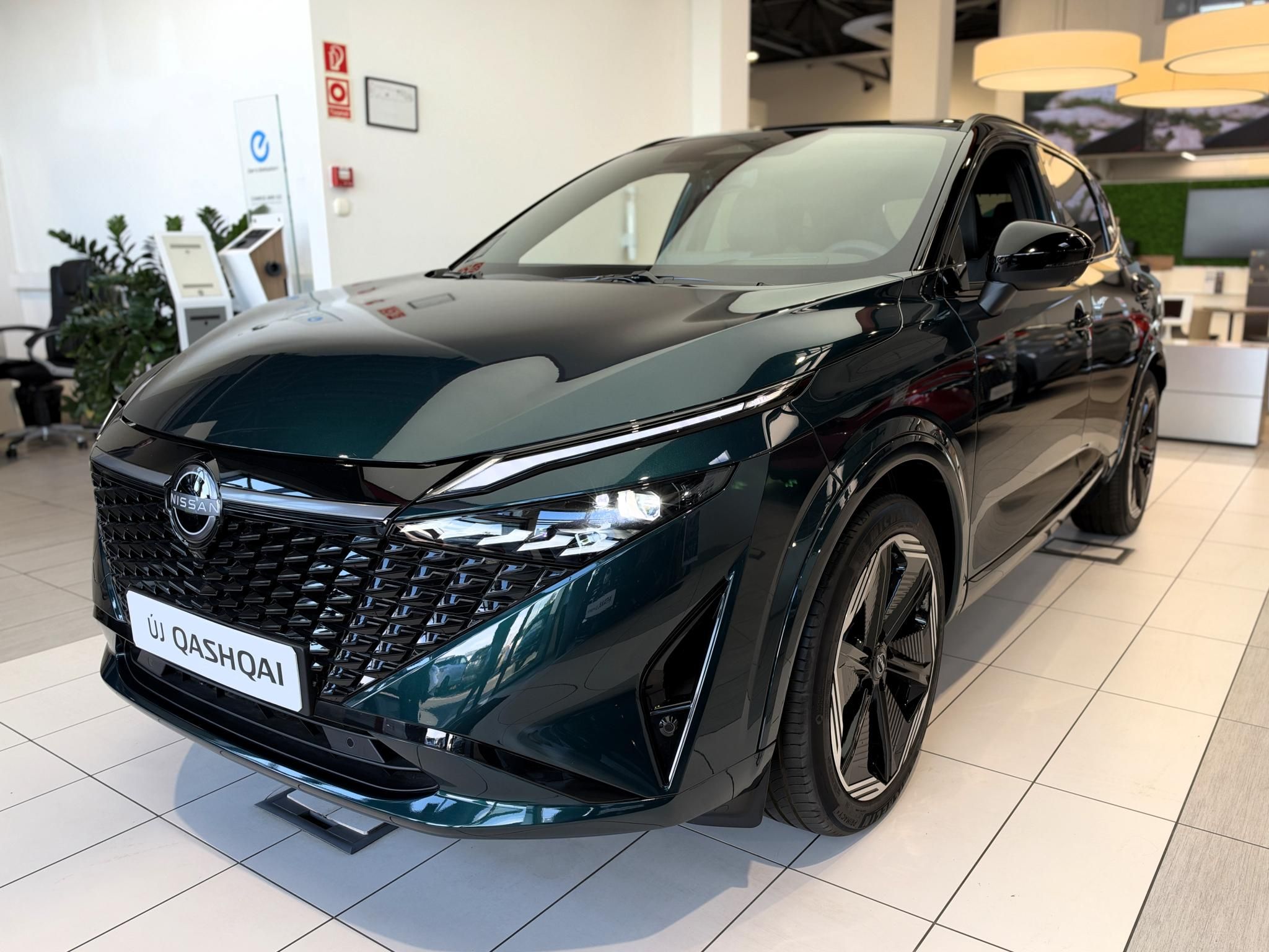 NISSAN QASHQAI 1.3 DIG-T Mild N-Design 4WD X-Tronic + Komfort csomag VERHETETLEN ÁR! - 3. kép