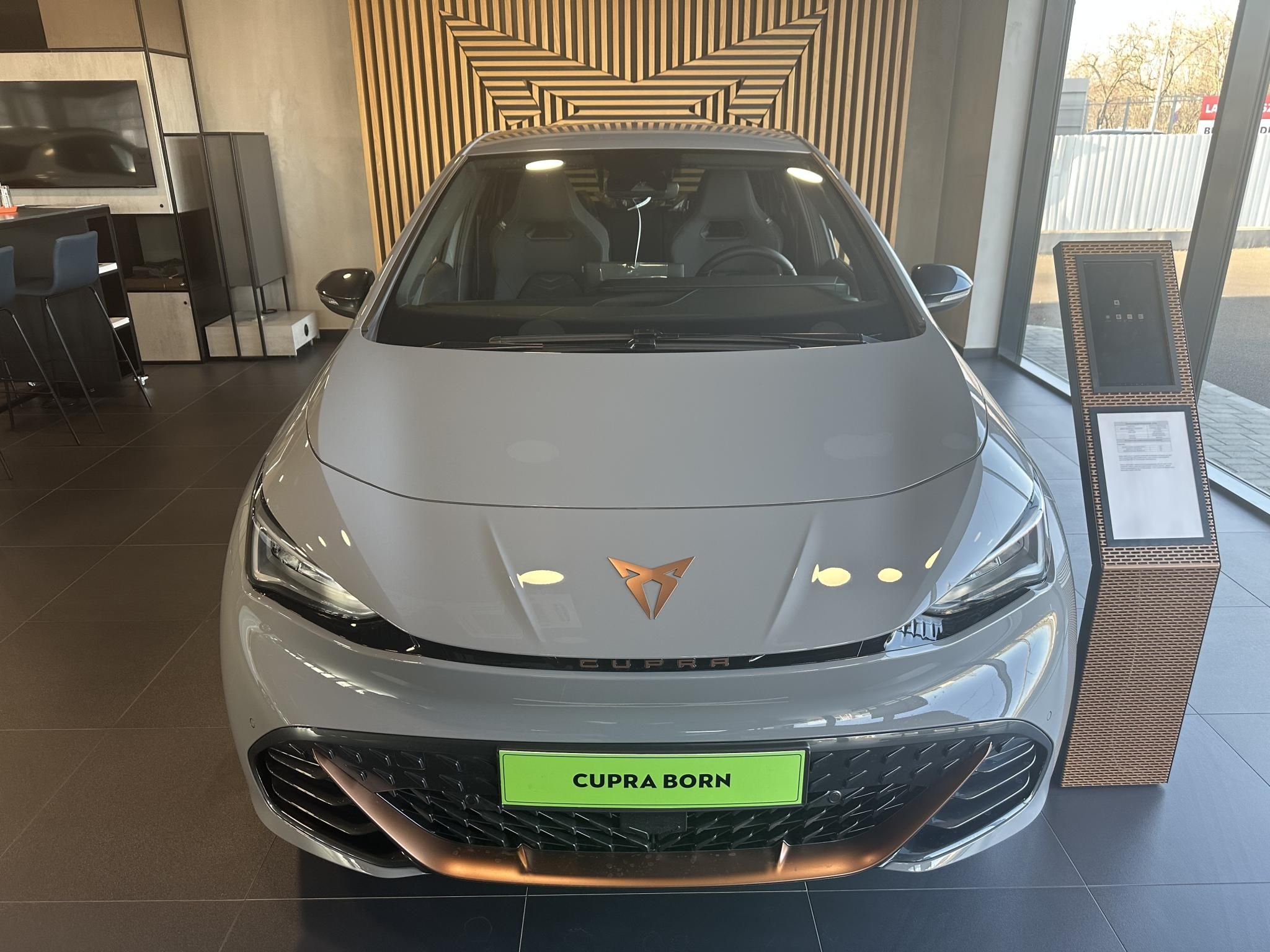 CUPRA BORN eBoost 77 kWh