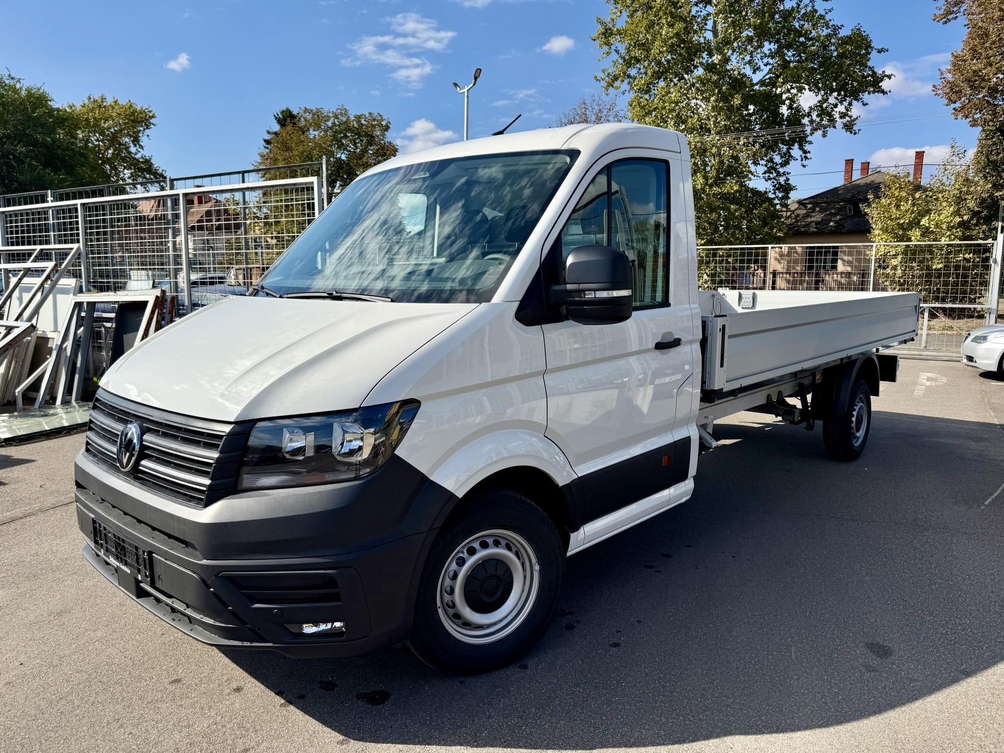 VOLKSWAGEN CRAFTER 2.0 SCR TDI 35 L4 WLTP 177 LE! Új autó! Extra készletakció! KAVOSZ lehetőség!