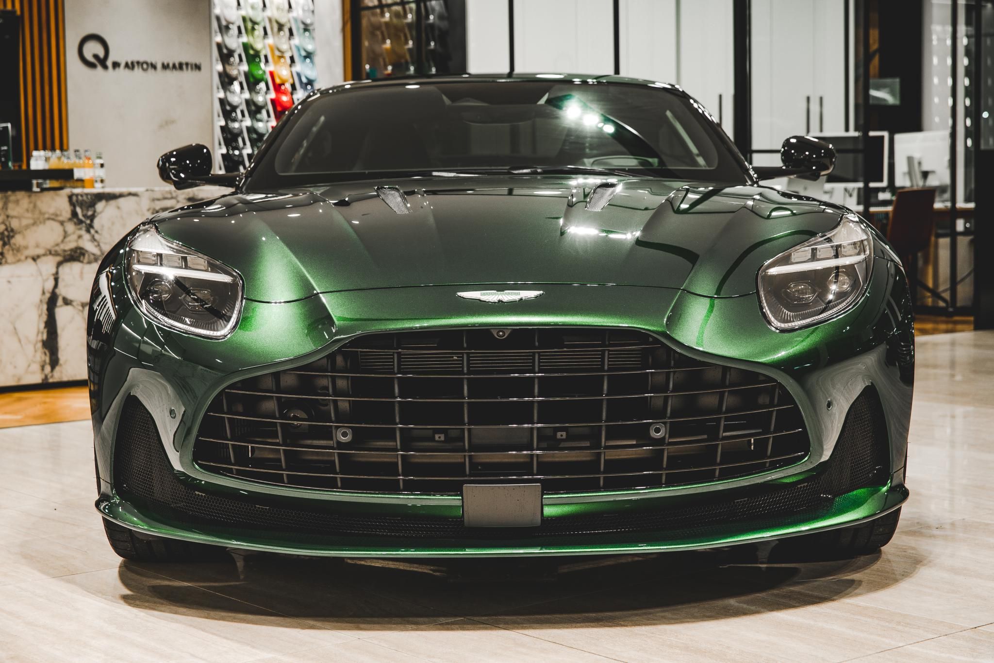 ASTON MARTIN DB12 4.0 V8. (Automata) - 6. kép