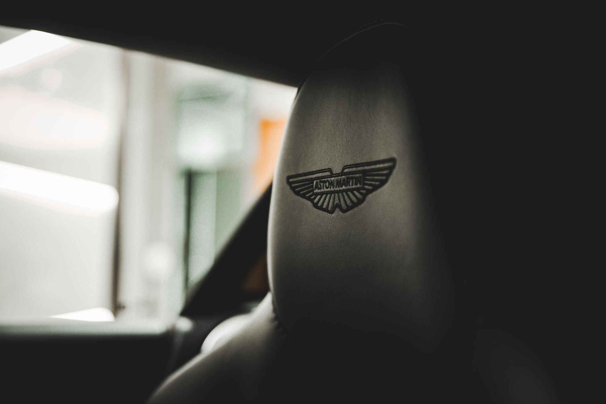 ASTON MARTIN DB12 4.0 V8. (Automata) - 12. kép