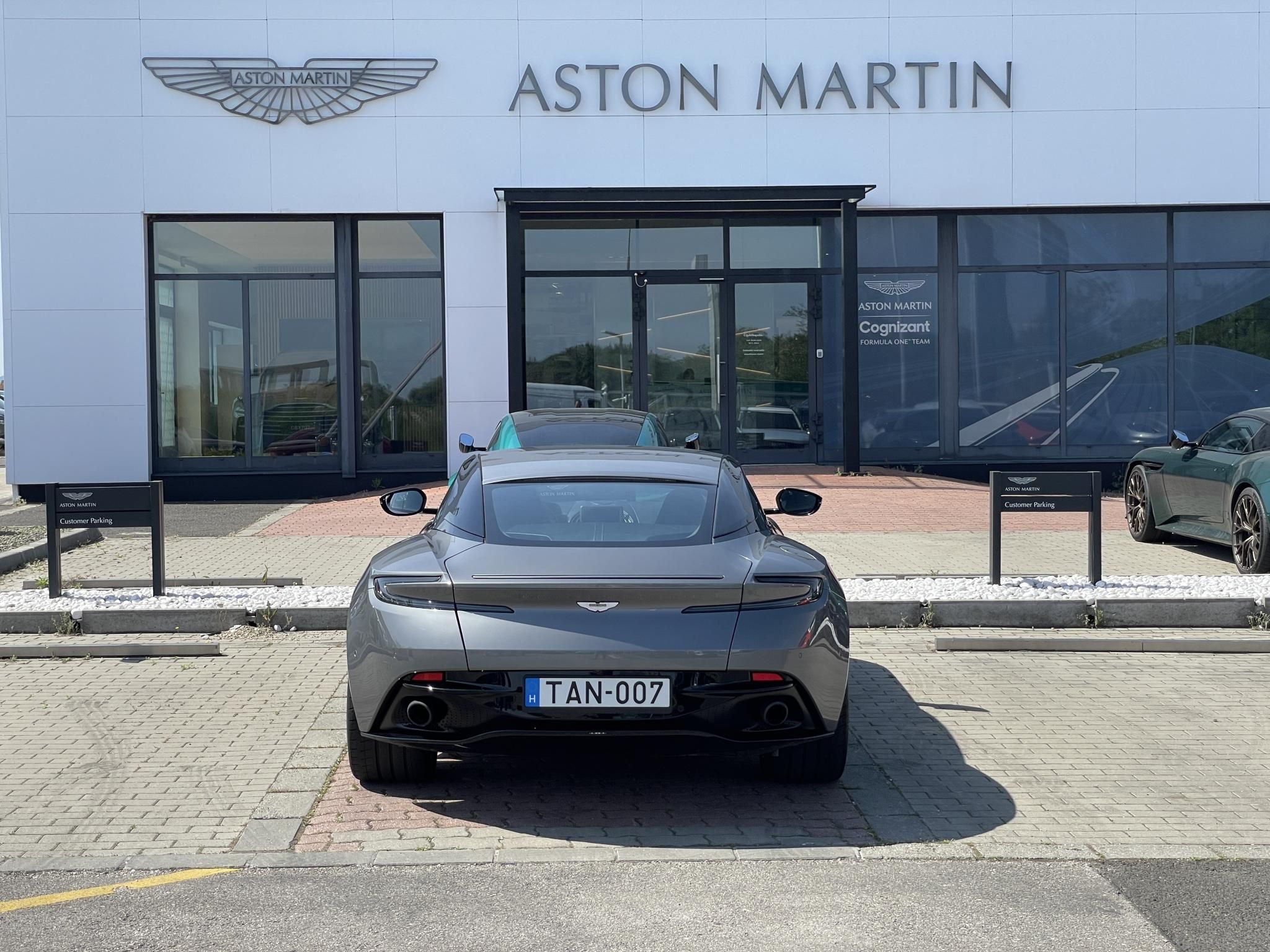 ASTON MARTIN DB11 Coupe 5.2 V12 BiTurbo - 5. kép