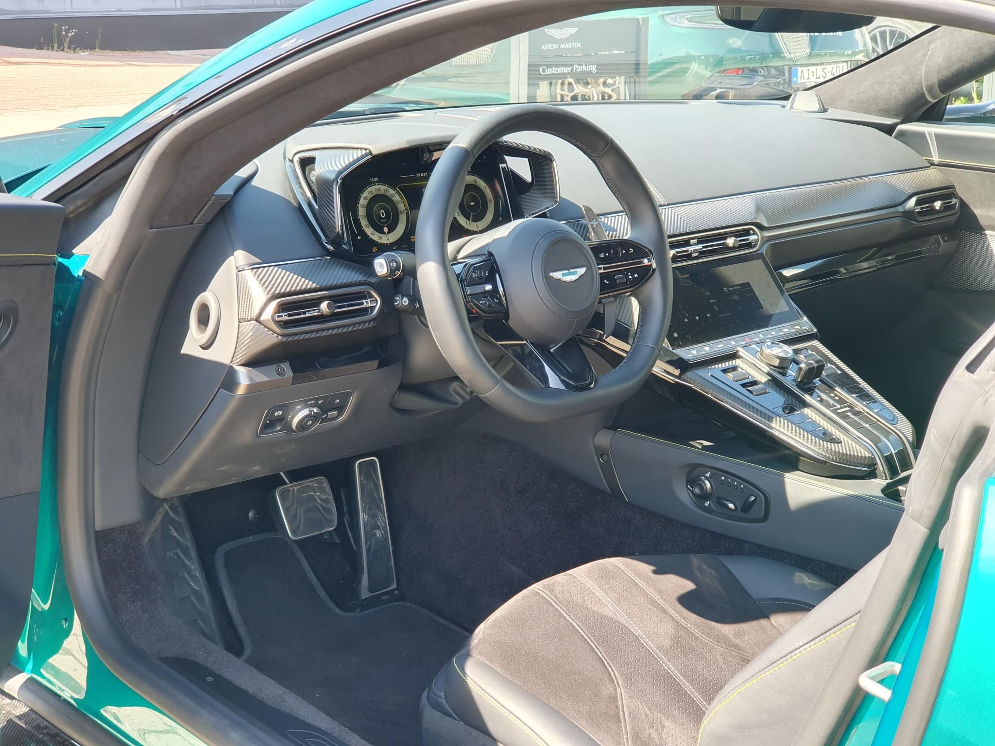 ASTON MARTIN VANTAGE 4.0 V8. (Automata) - 9. kép