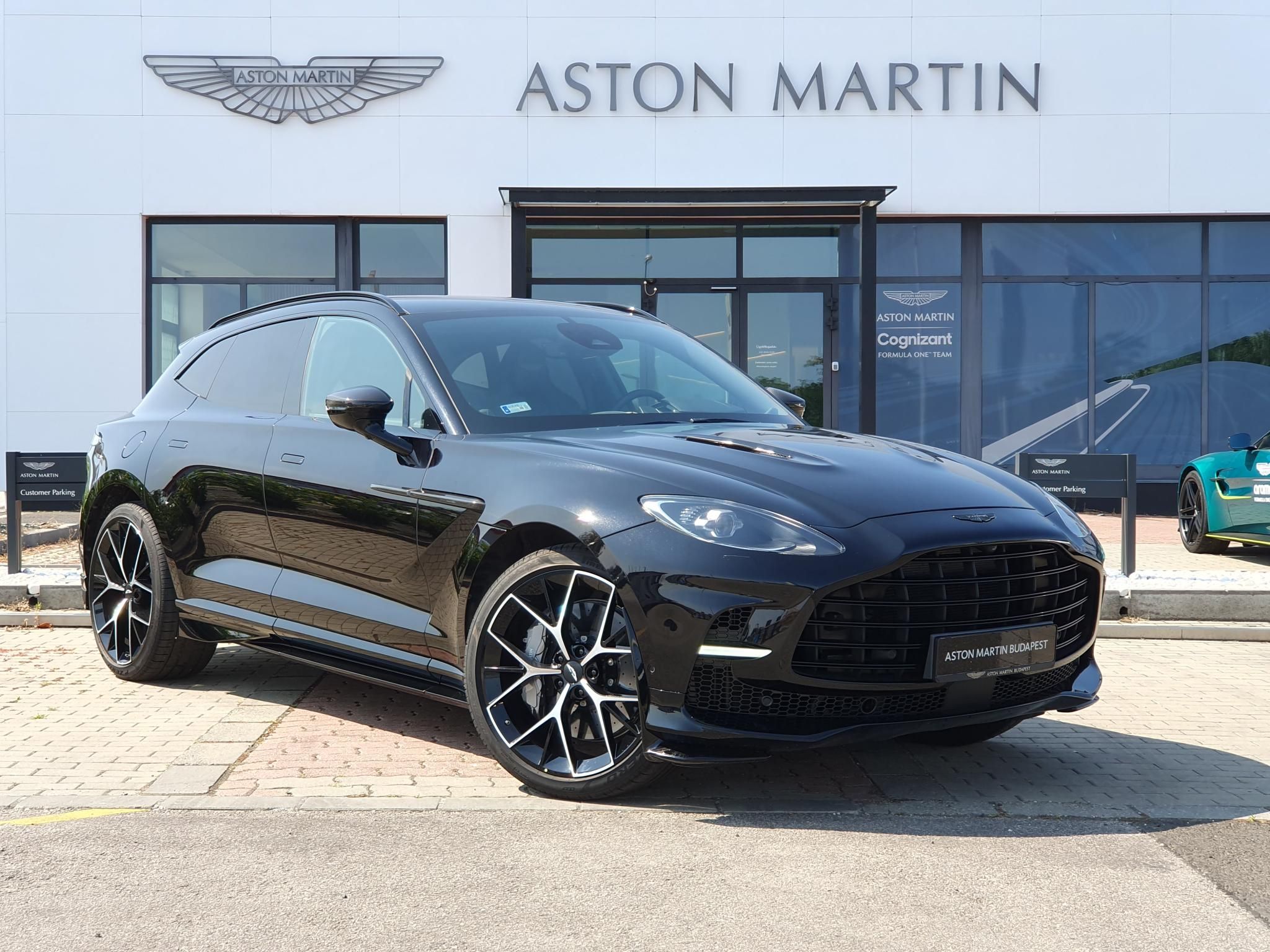 ASTON MARTIN DBX DBX707 4.0 V8. (Automata) - 1. kép