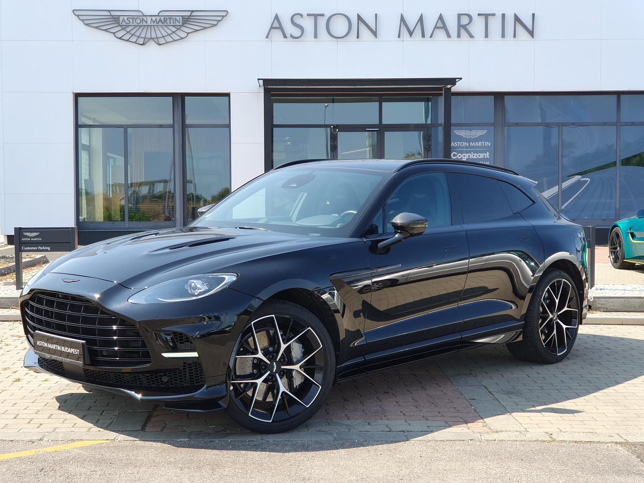 ASTON MARTIN DBX DBX707 4.0 V8. (Automata) - 3. kép