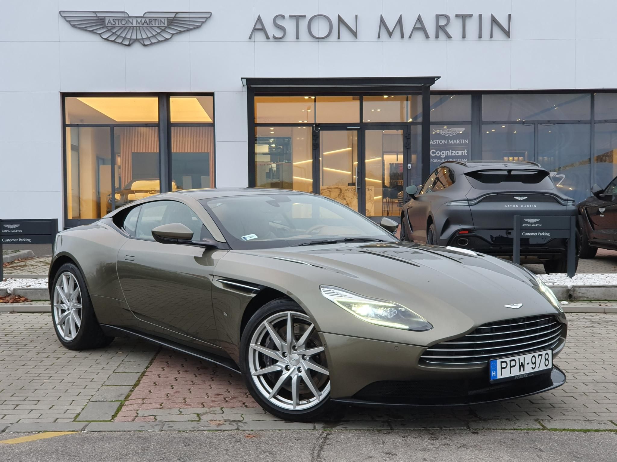ASTON MARTIN DB11 5.2 V12 Coupe - 1. kép